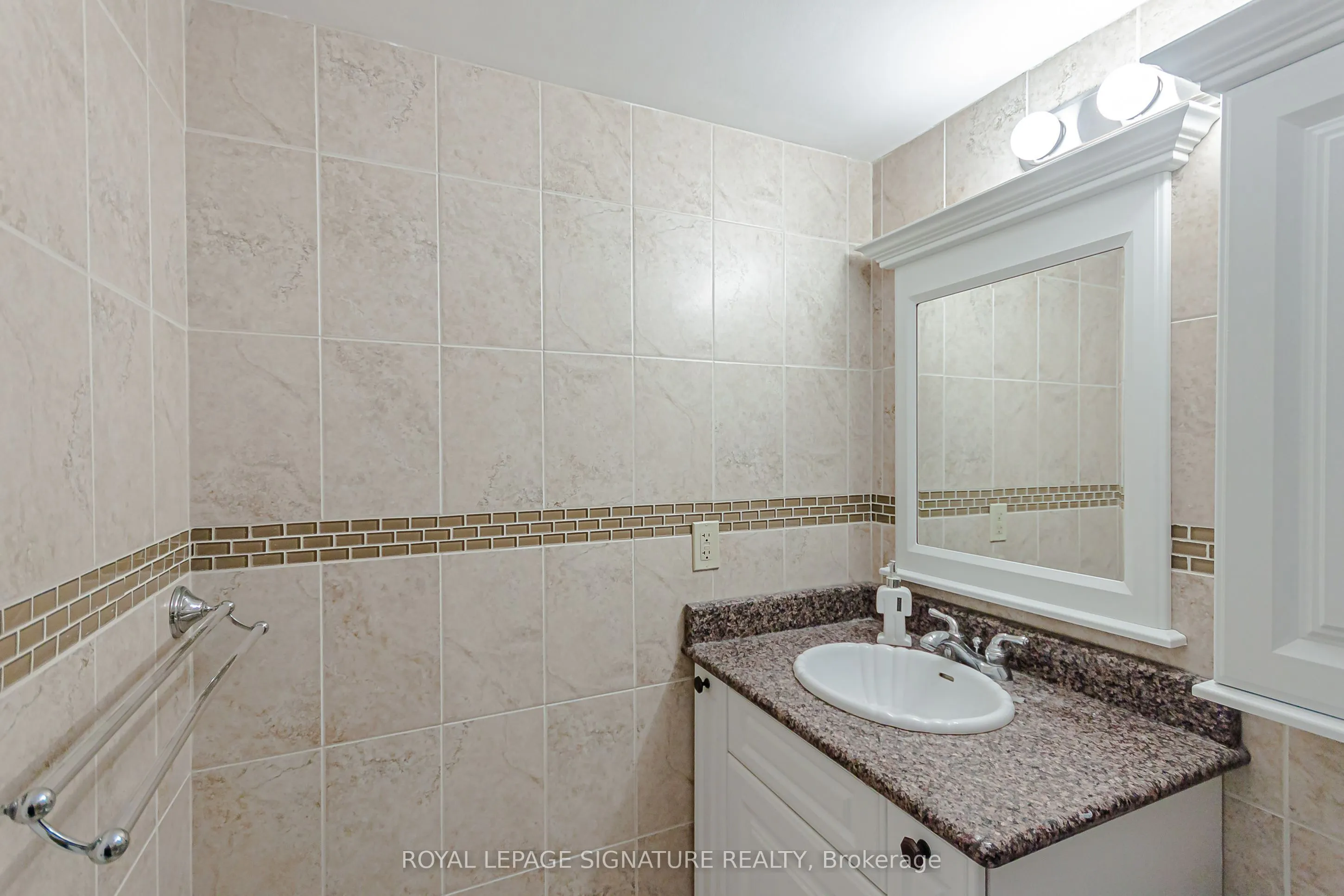 50 Quebec Avenue #2205