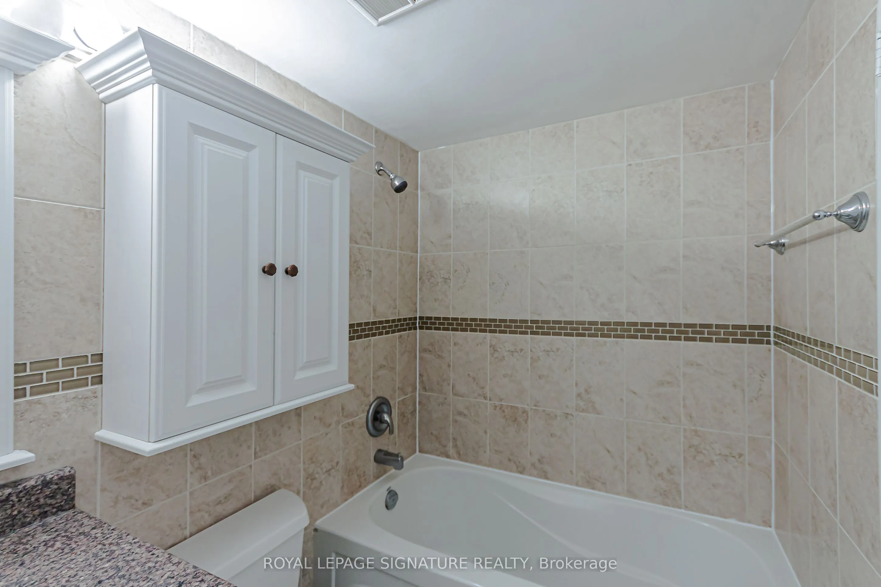 50 Quebec Avenue #2205