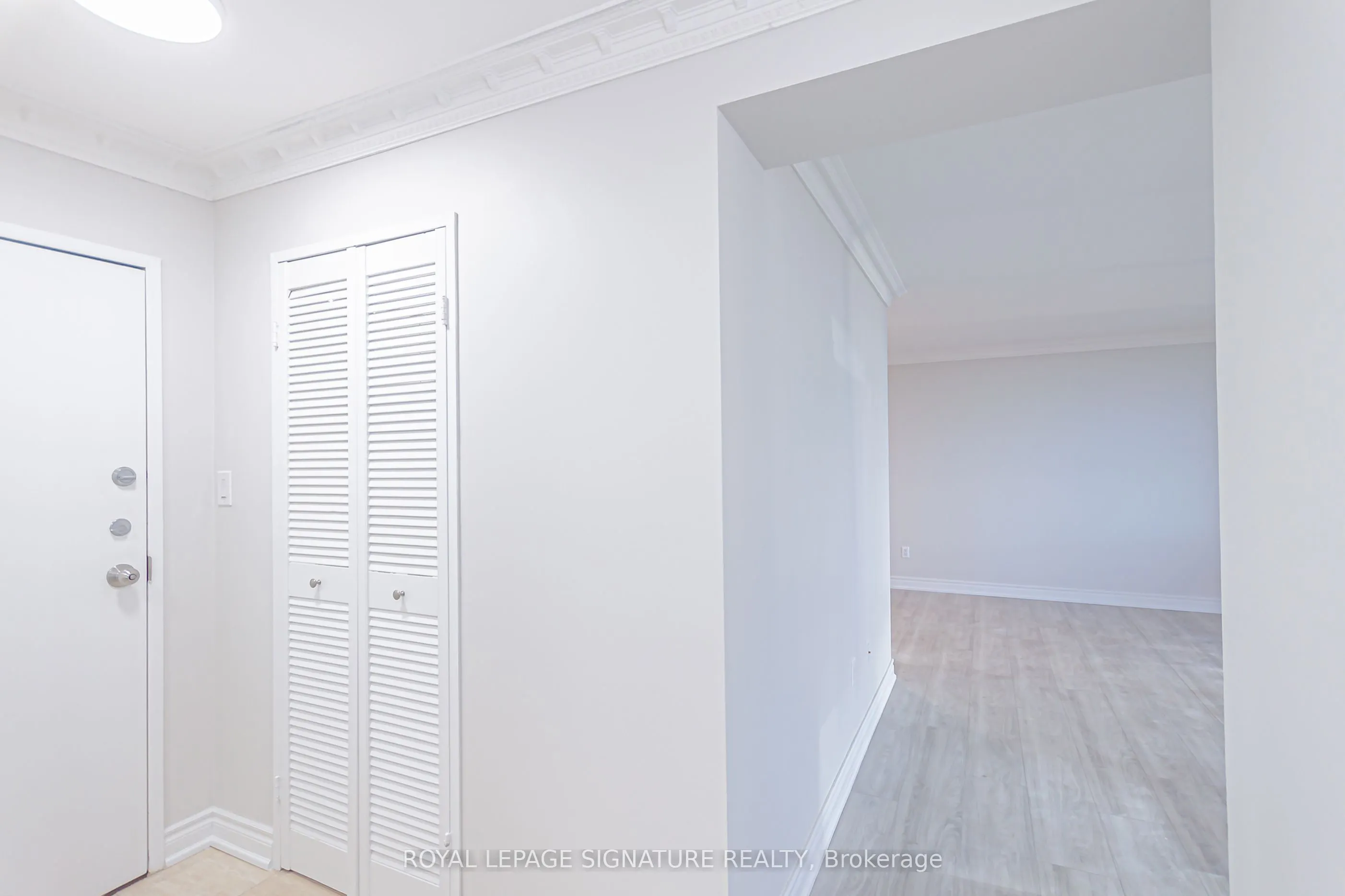 50 Quebec Avenue #2205