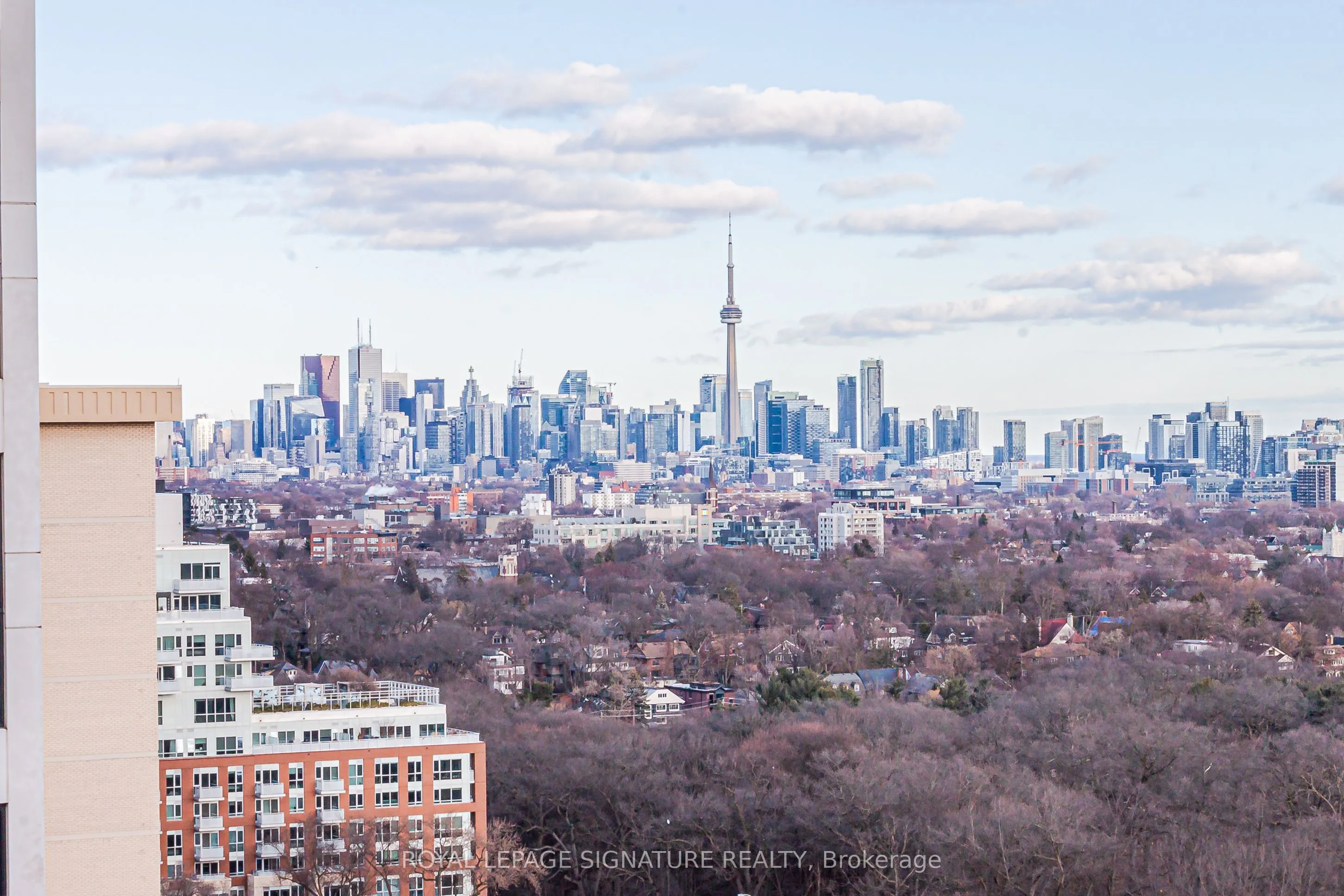 50 Quebec Avenue #2205