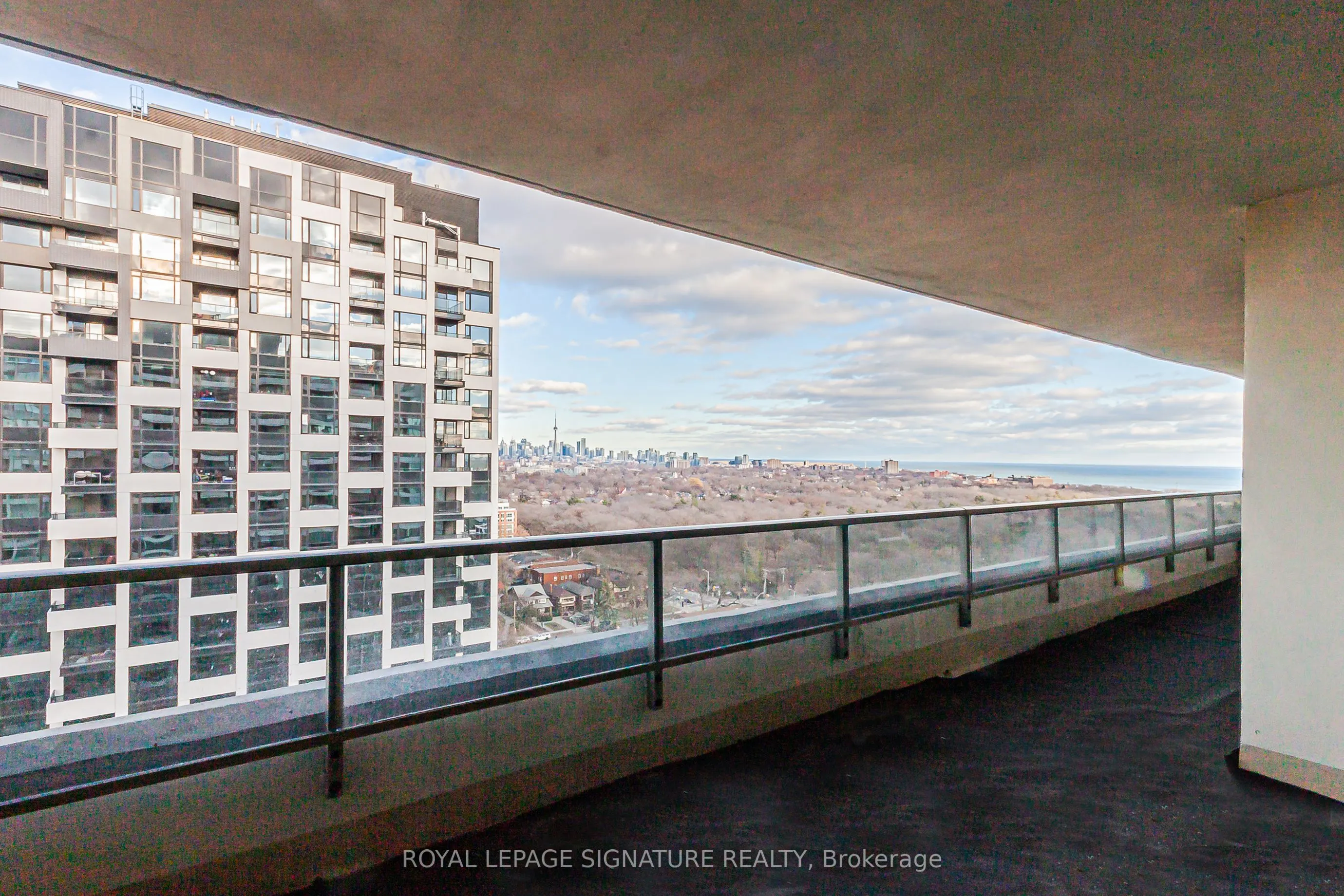 50 Quebec Avenue #2205