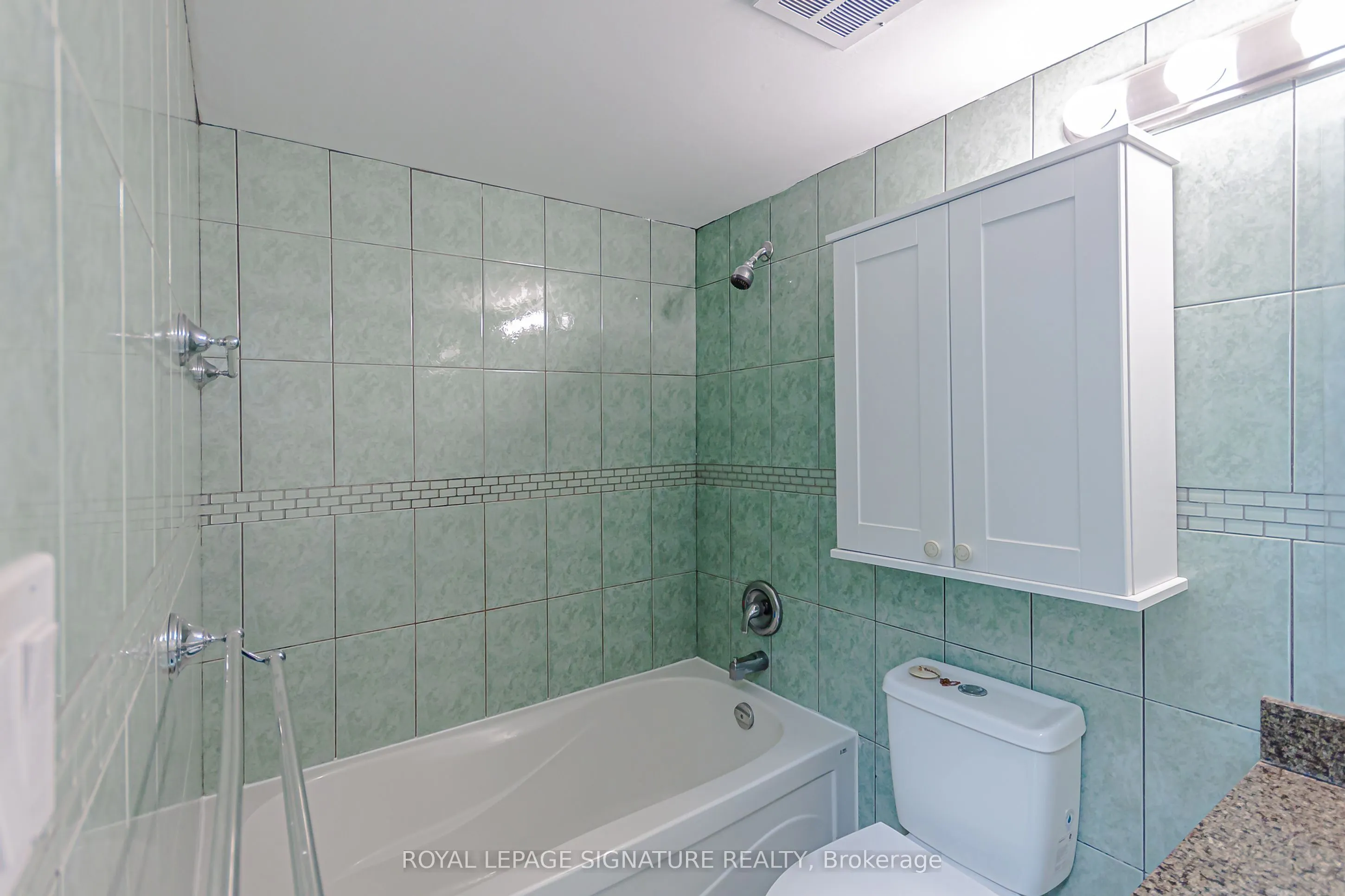50 Quebec Avenue #2205