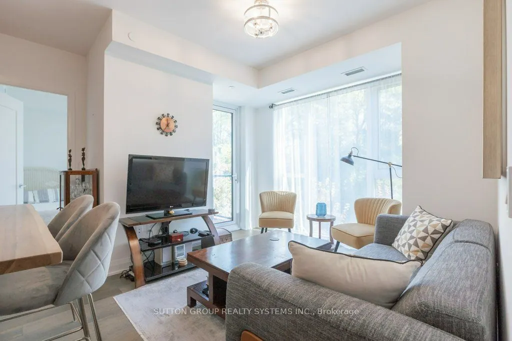 293 The Kingsway #207