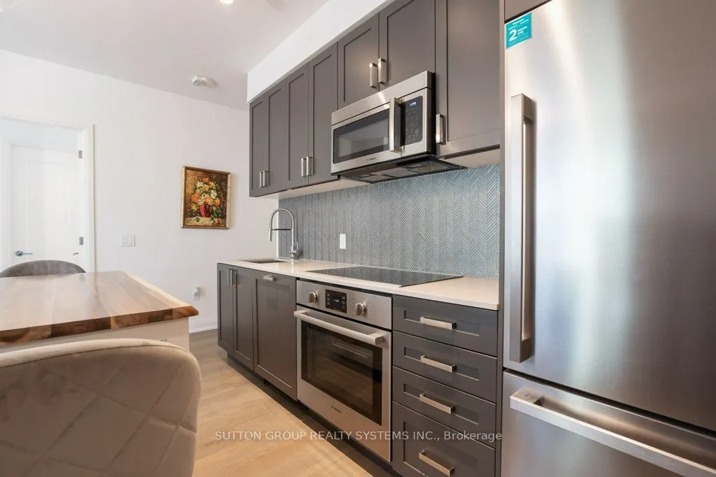 293 The Kingsway #207