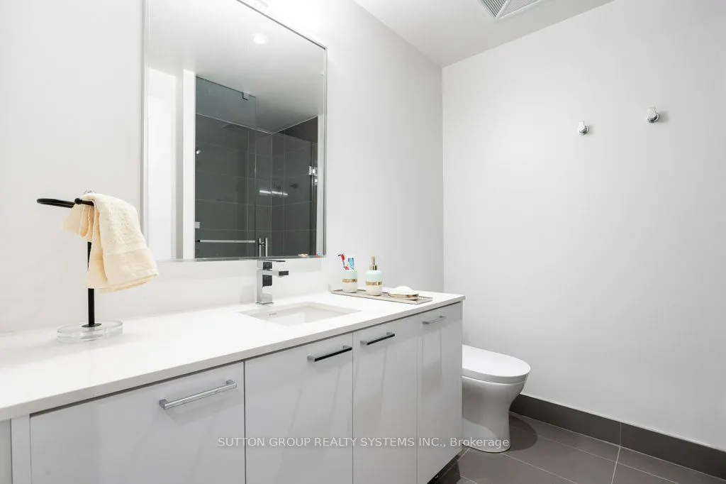 293 The Kingsway #207