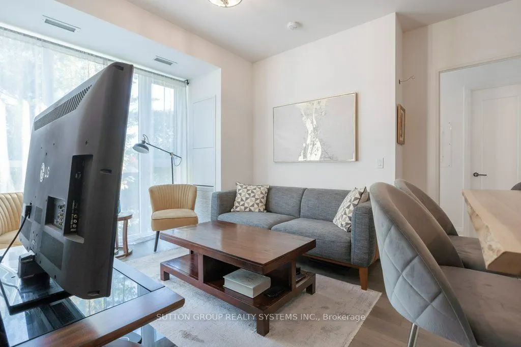 293 The Kingsway #207
