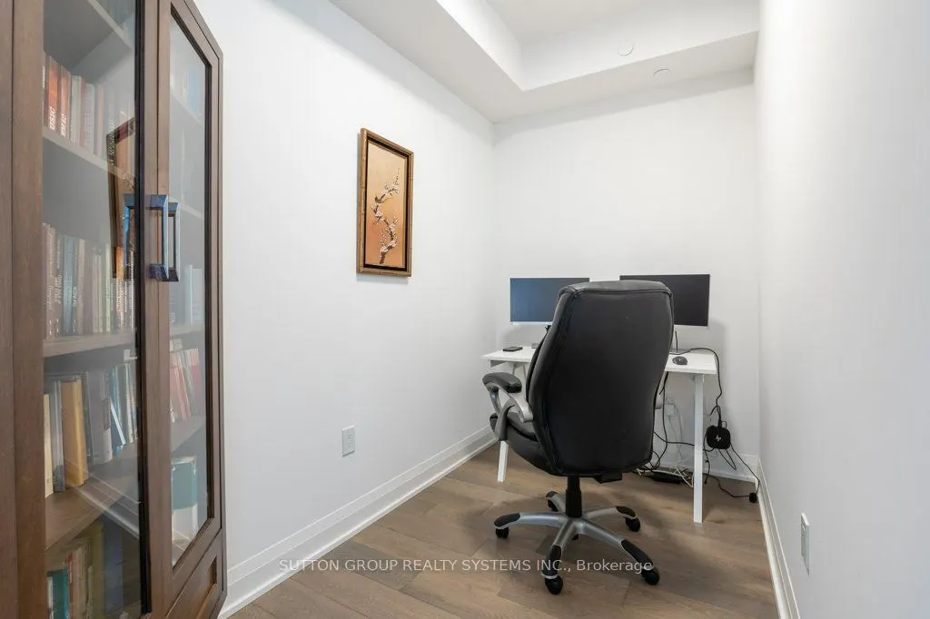 293 The Kingsway #207