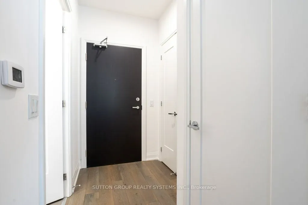 293 The Kingsway #207