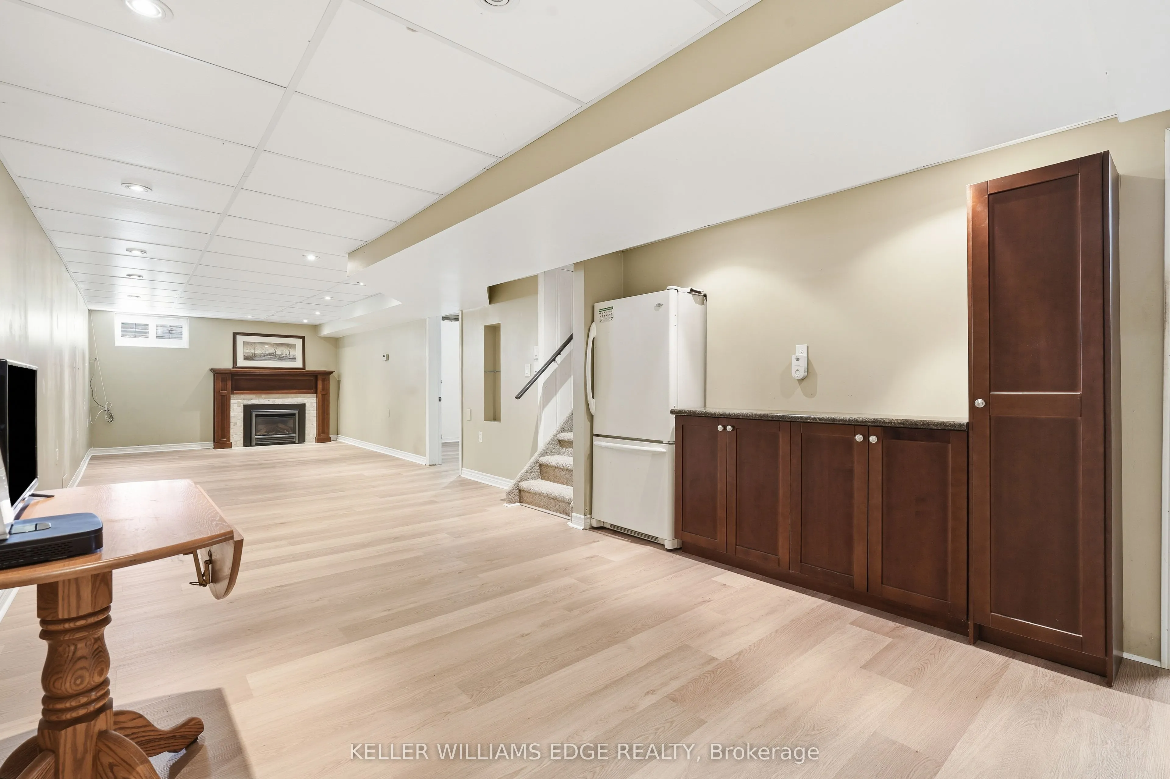 1360 Waterdown Road