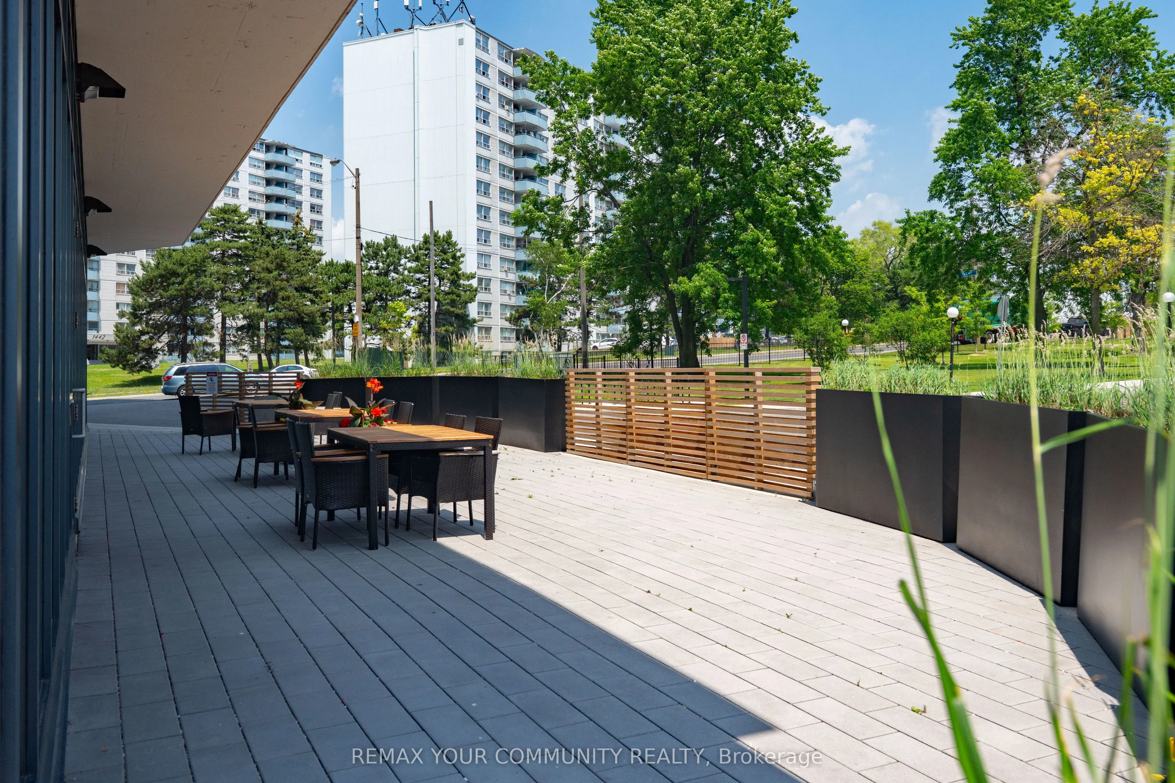 1461 Lawrence Avenue #1504