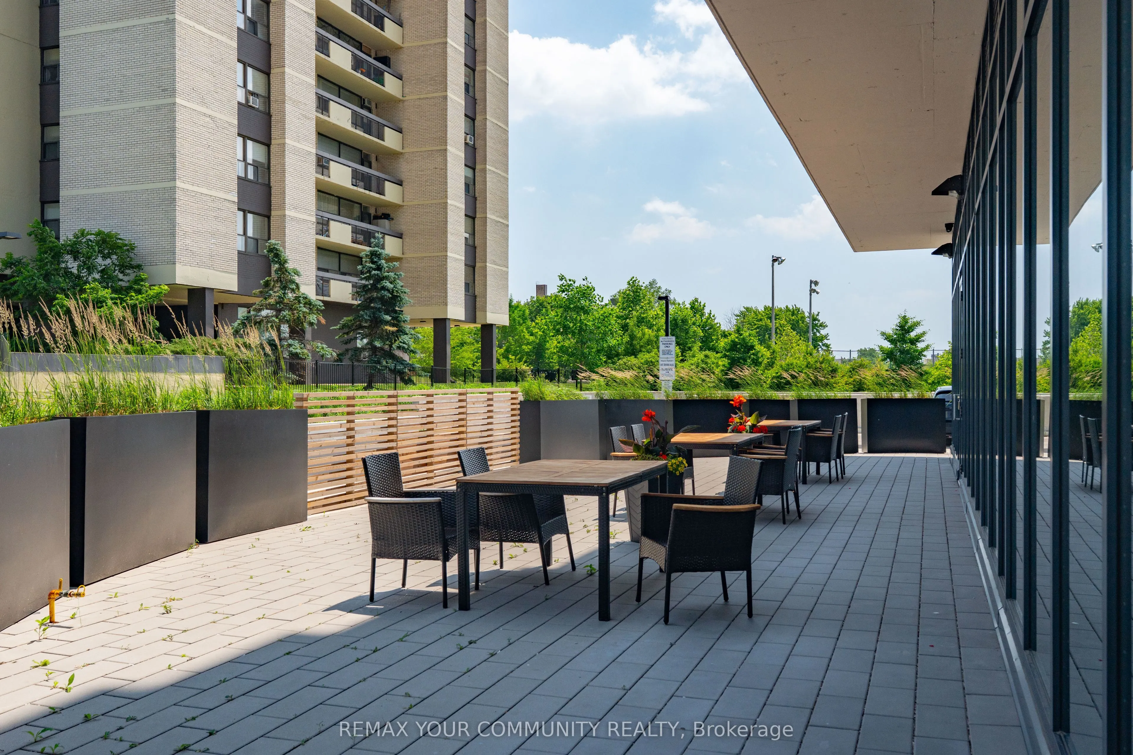 1461 Lawrence Avenue #1504