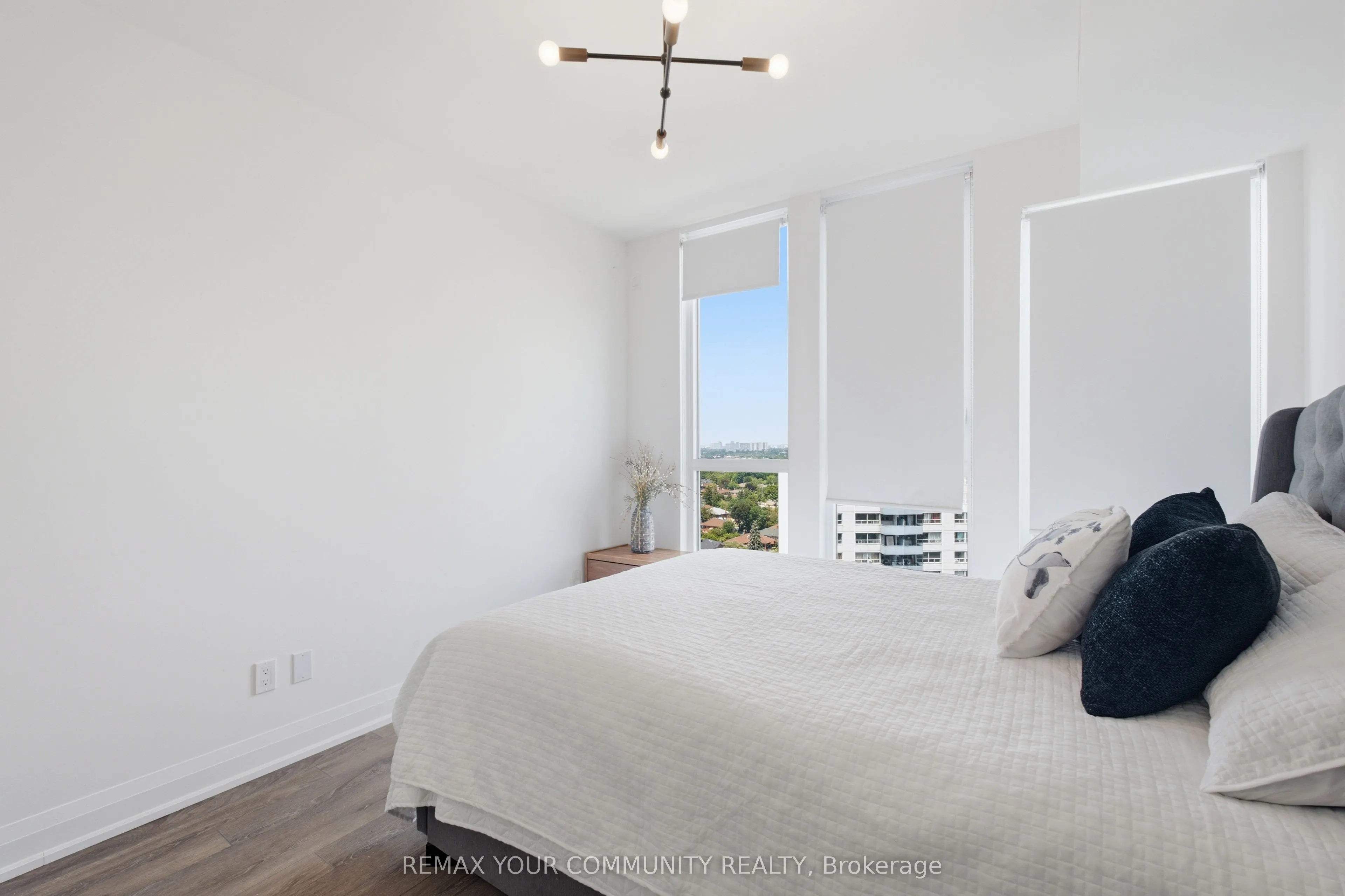 1461 Lawrence Avenue #1504