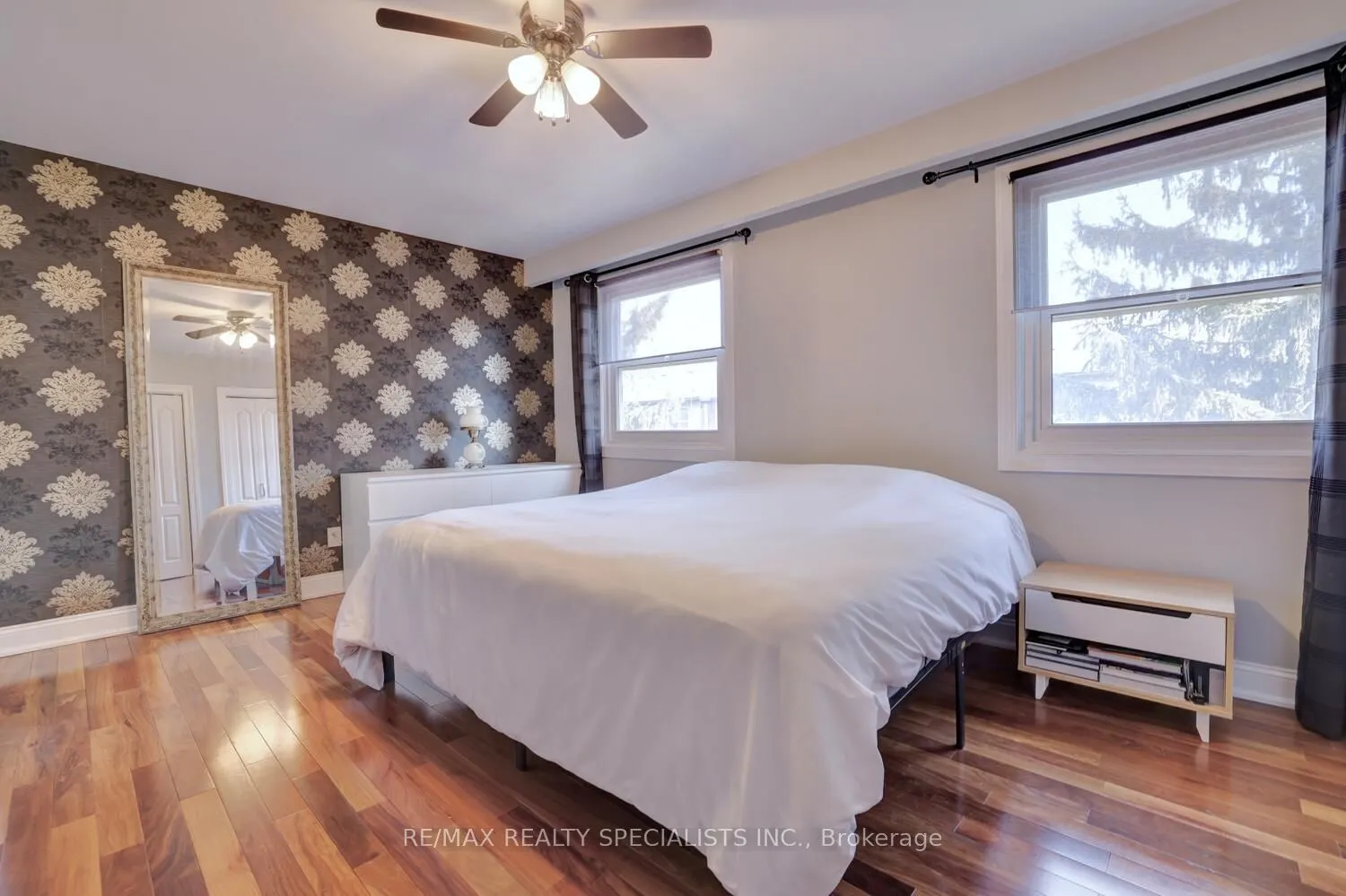 2445 Homelands Drive #25