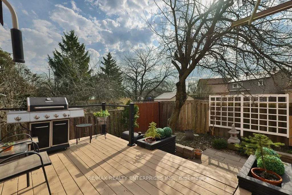 3022 Dalehurst Drive