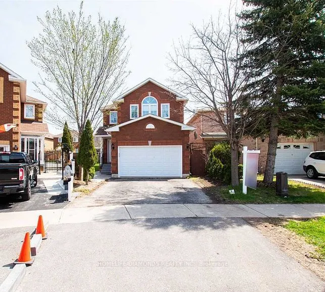 134 MUIRLAND Crescent