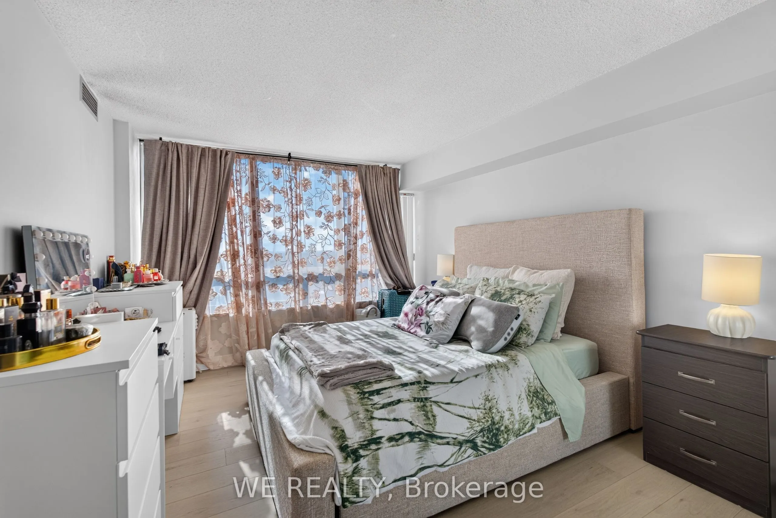 22 Hanover Road #1603