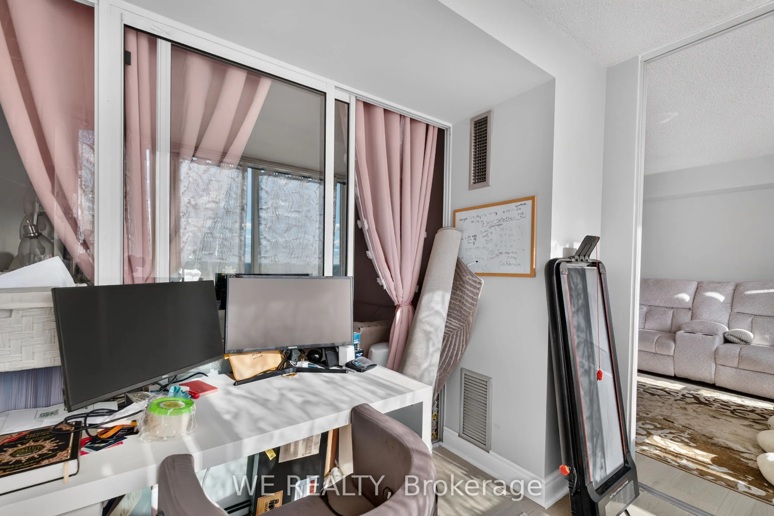 22 Hanover Road #1603