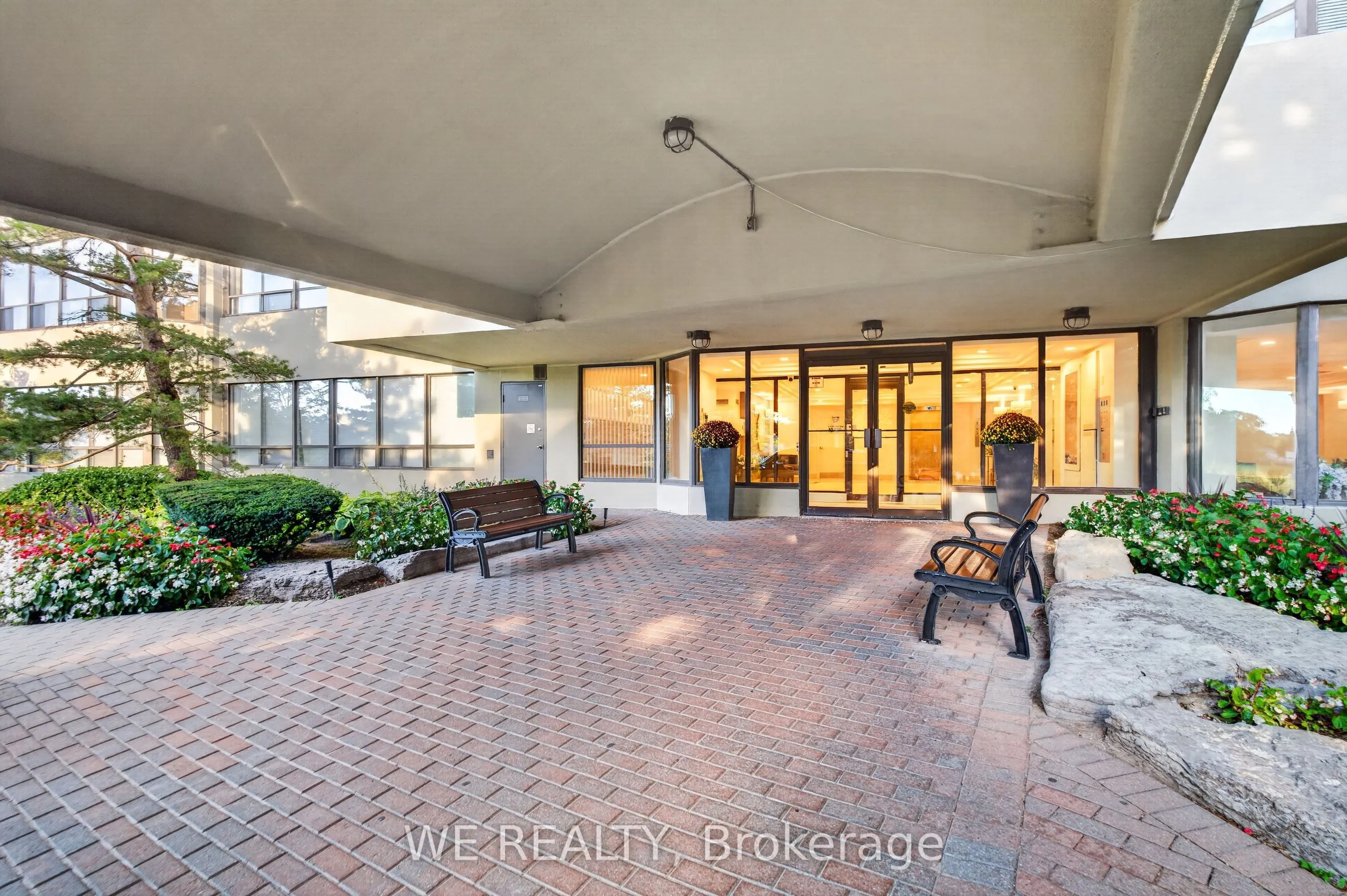 22 Hanover Road #1603