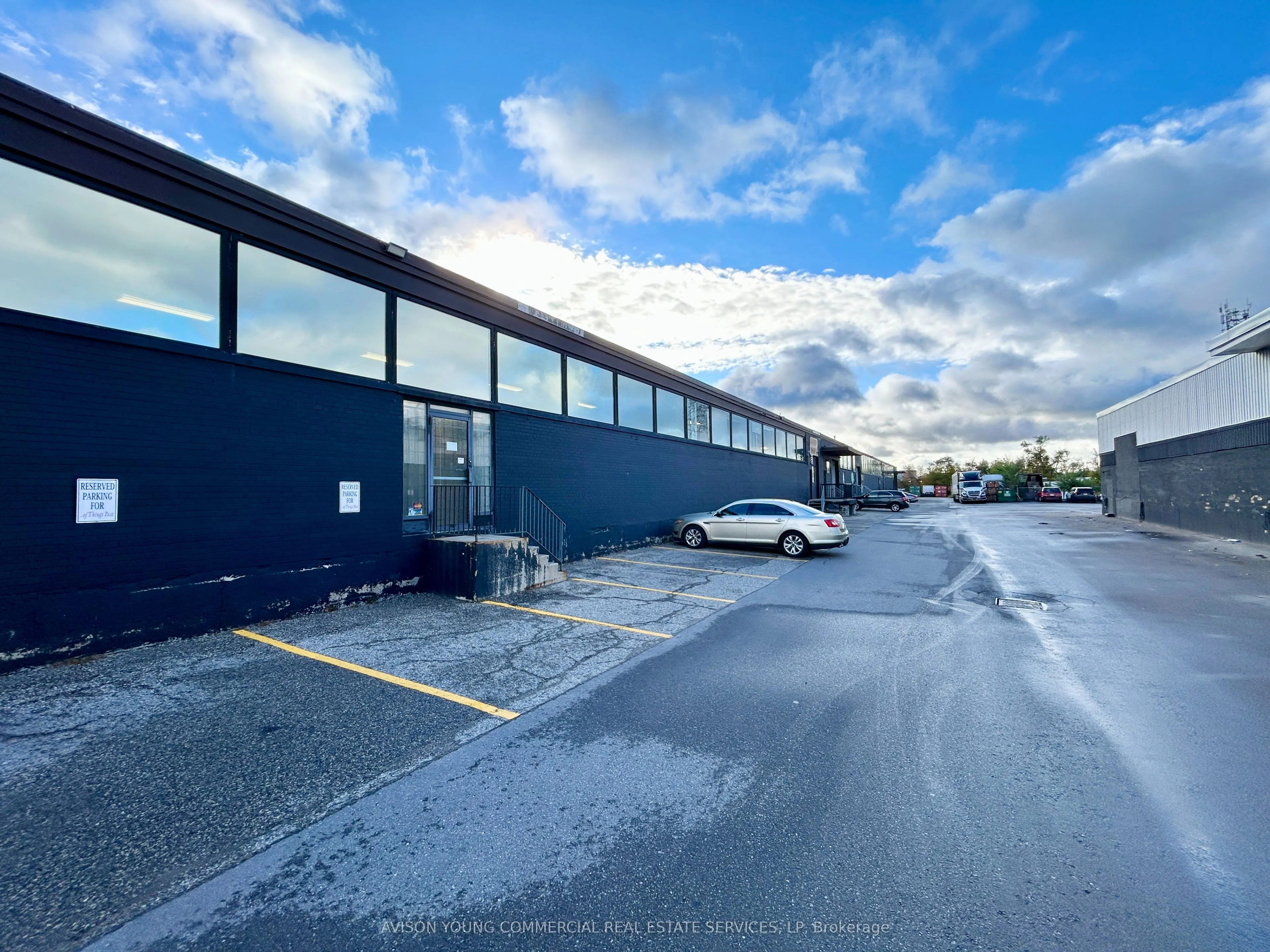 185 Bridgeland Avenue #201
