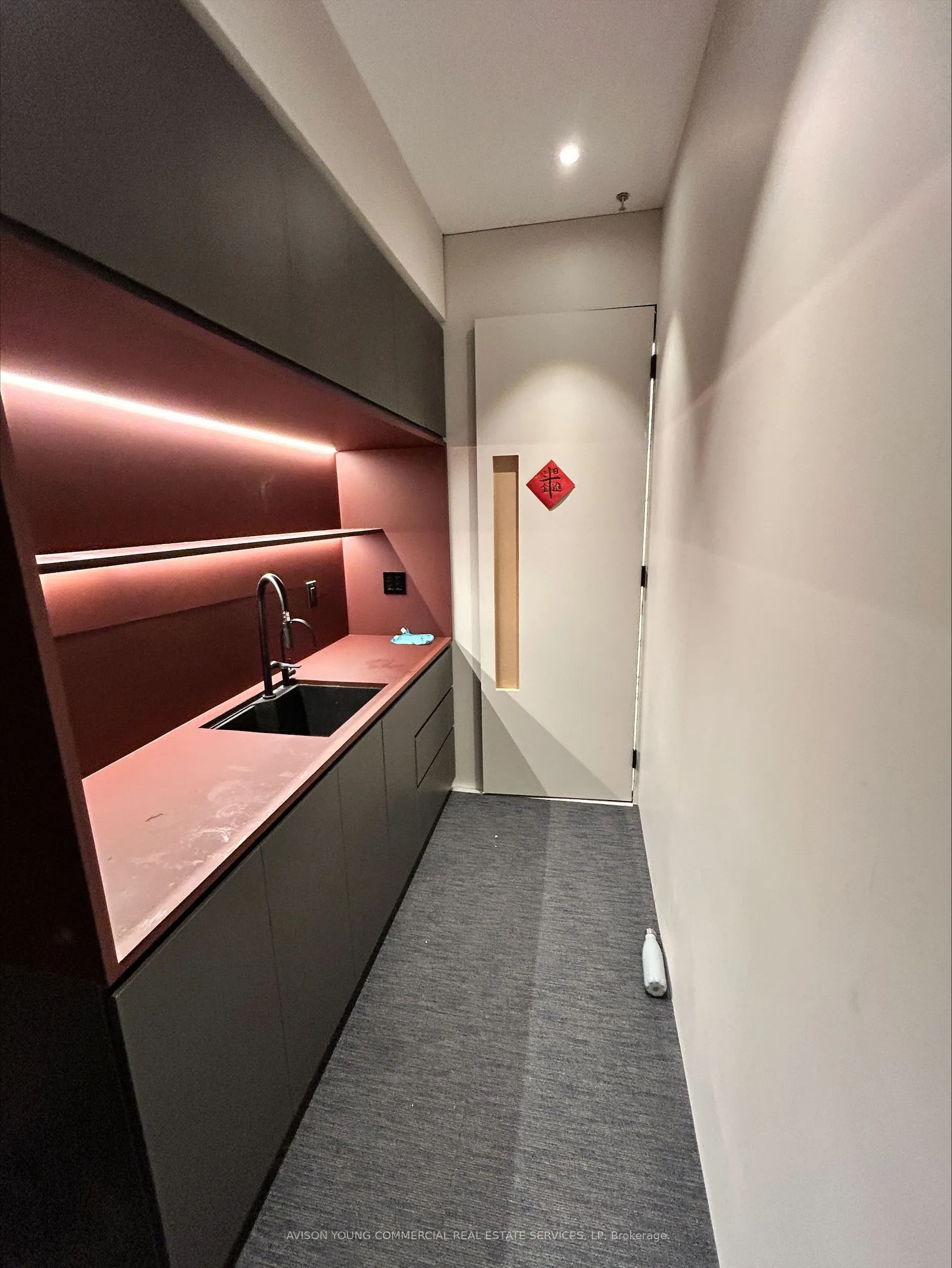 185 Bridgeland Avenue #201