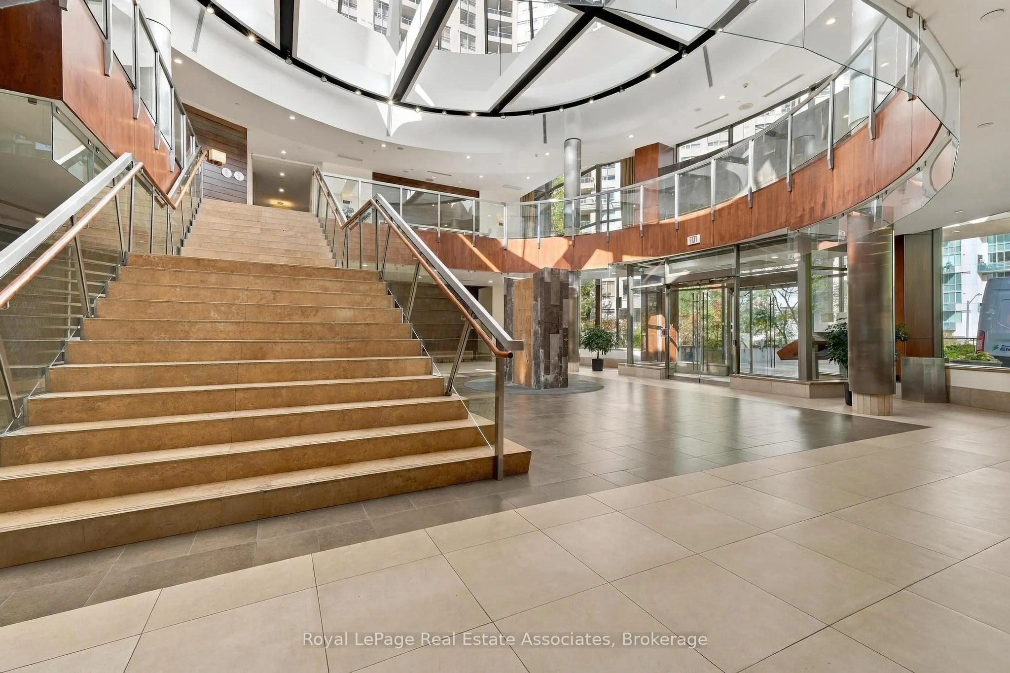 3880 Duke Of York Boulevard #618