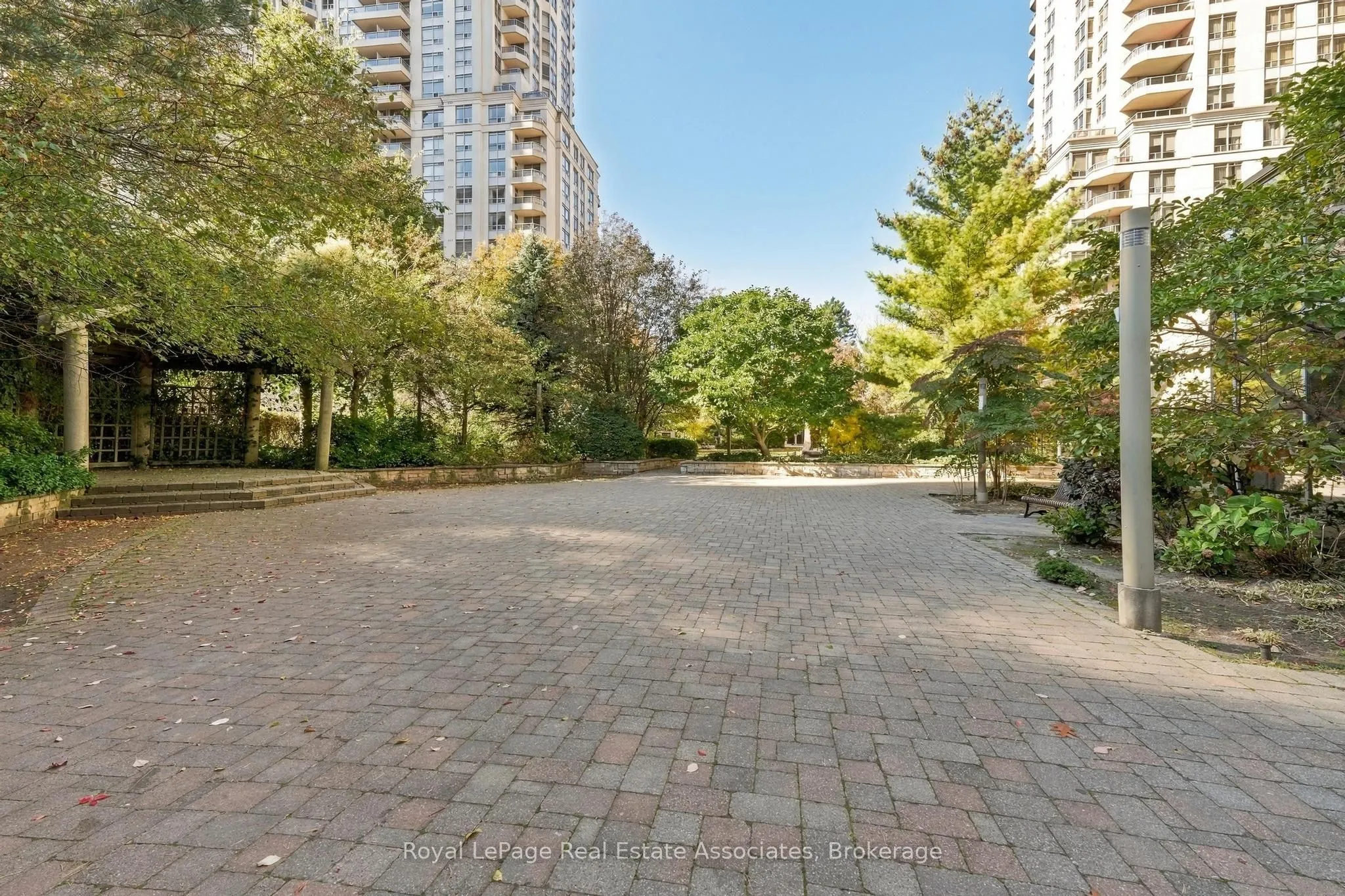3880 Duke Of York Boulevard #618