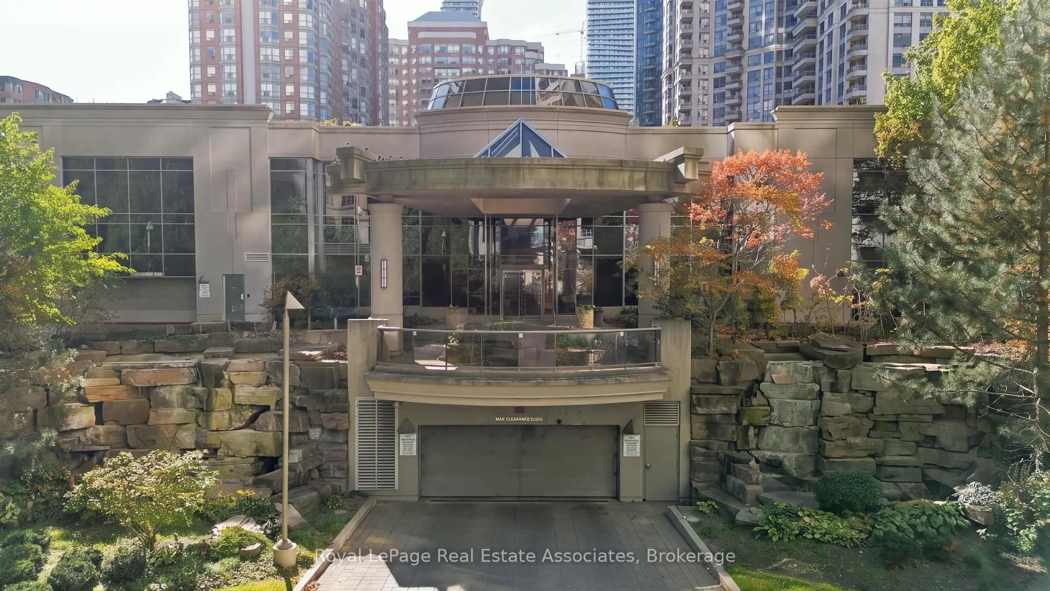 3880 Duke Of York Boulevard #618