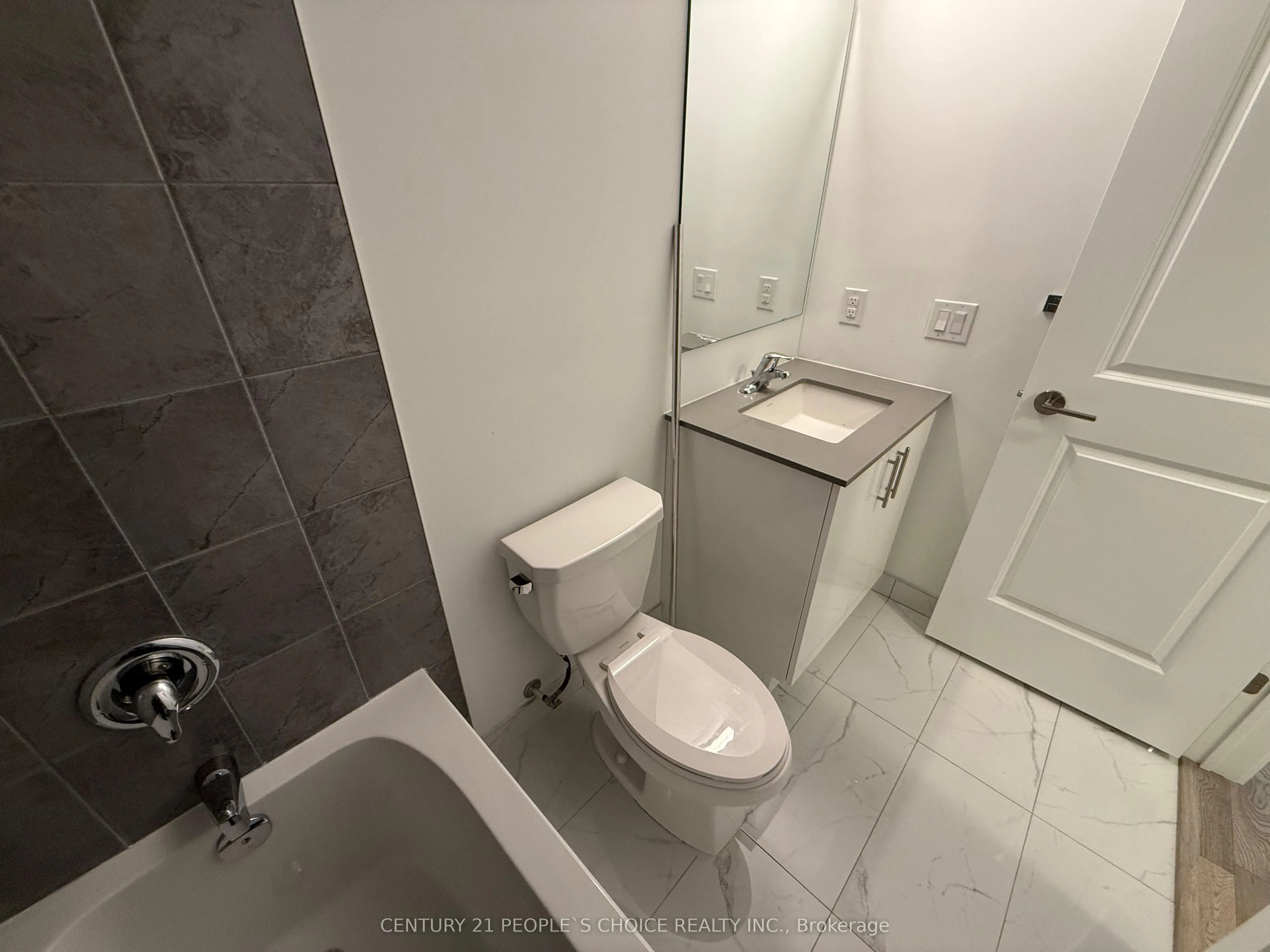 1115 Douglas McCurdy Comm #208
