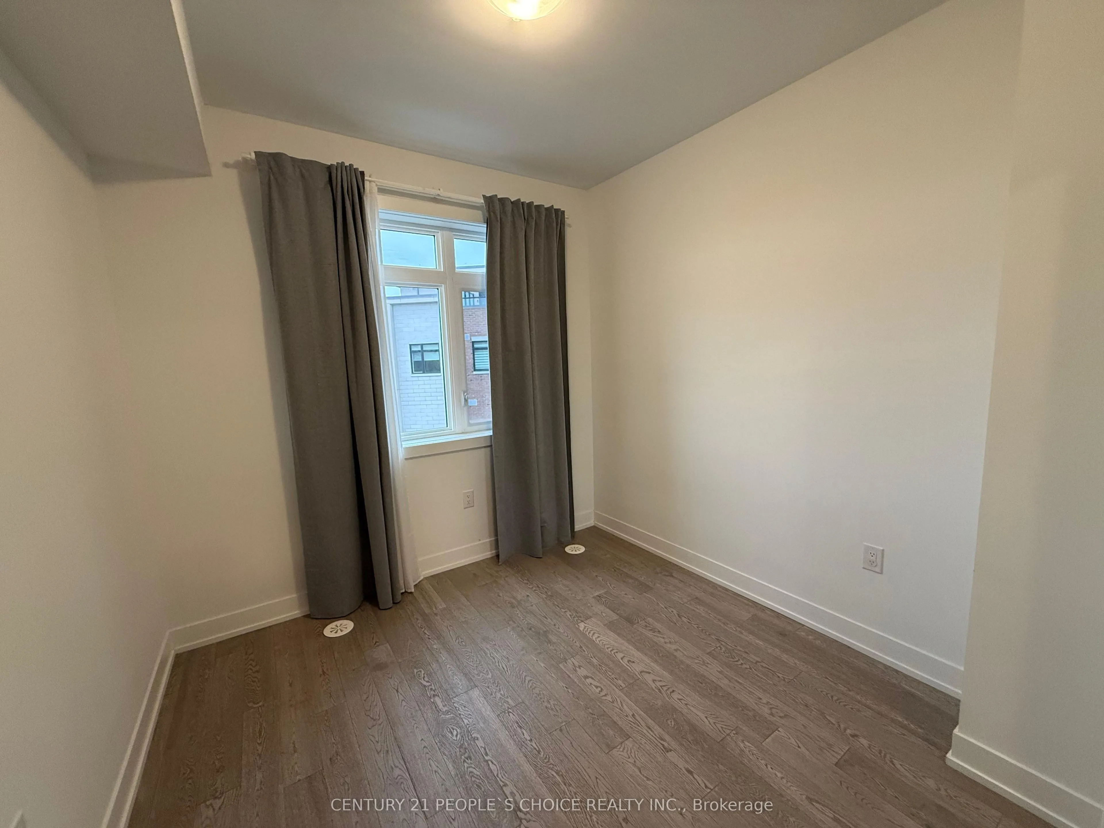 1115 Douglas McCurdy Comm #208