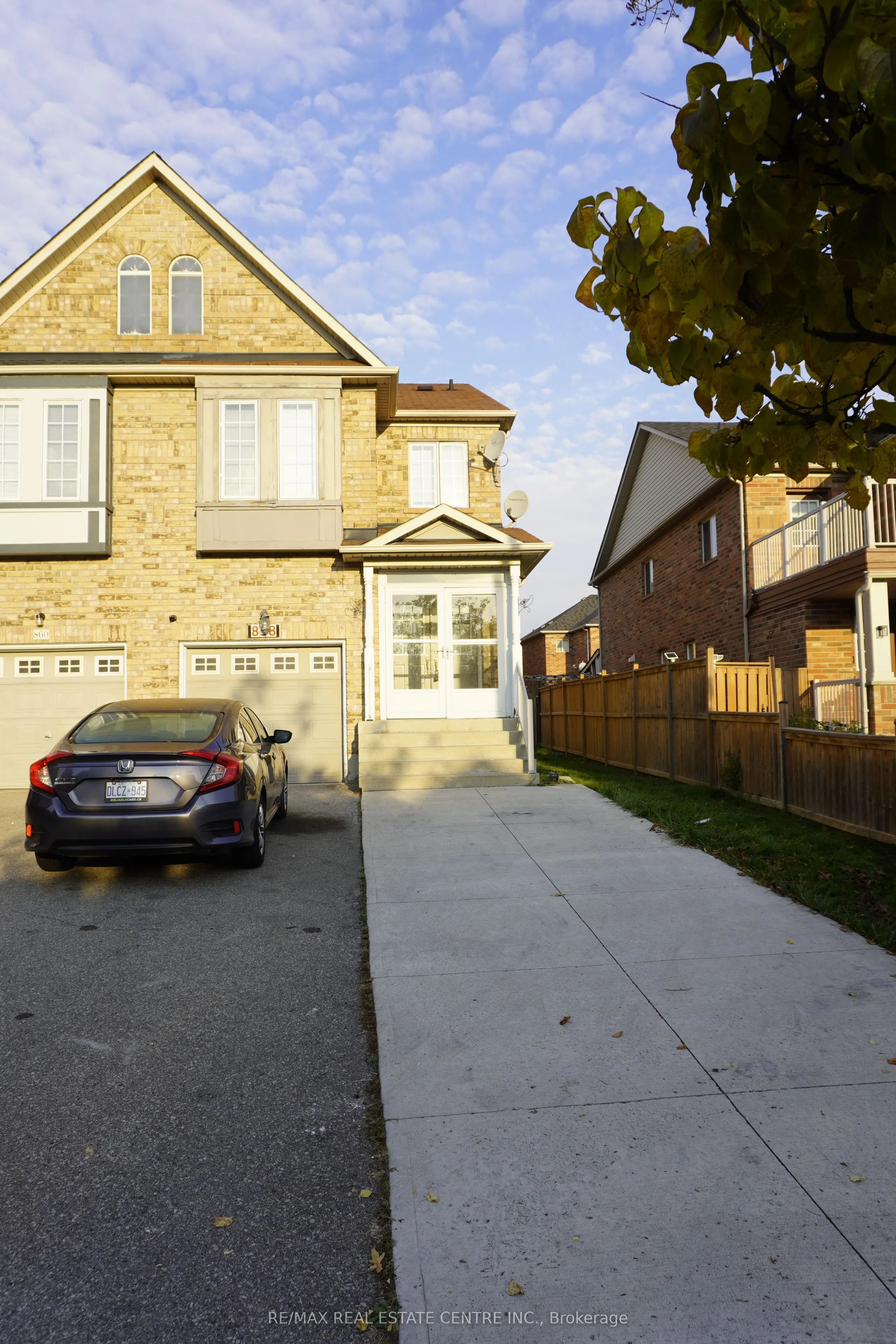 858 Bethany Crescent