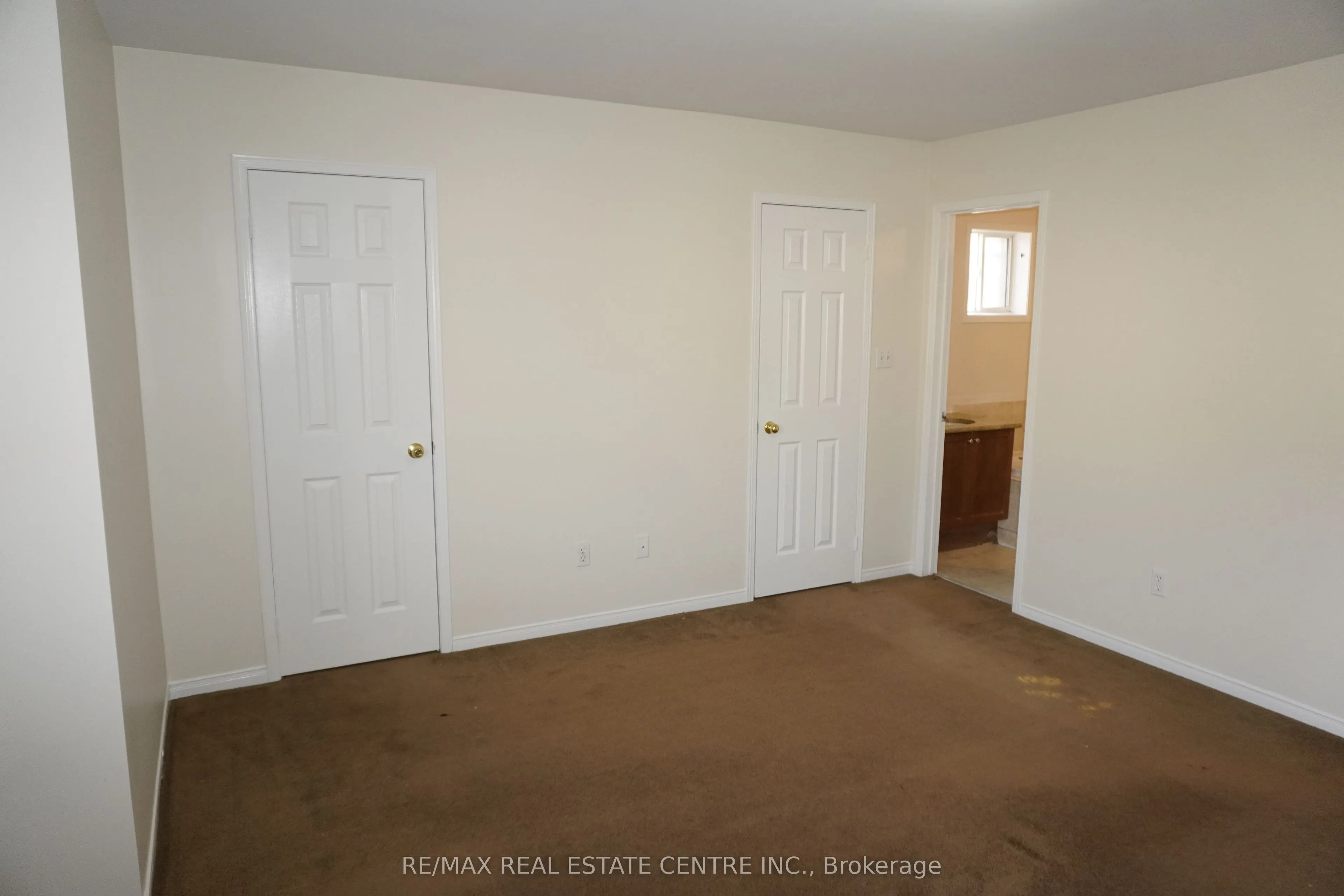 858 Bethany Crescent