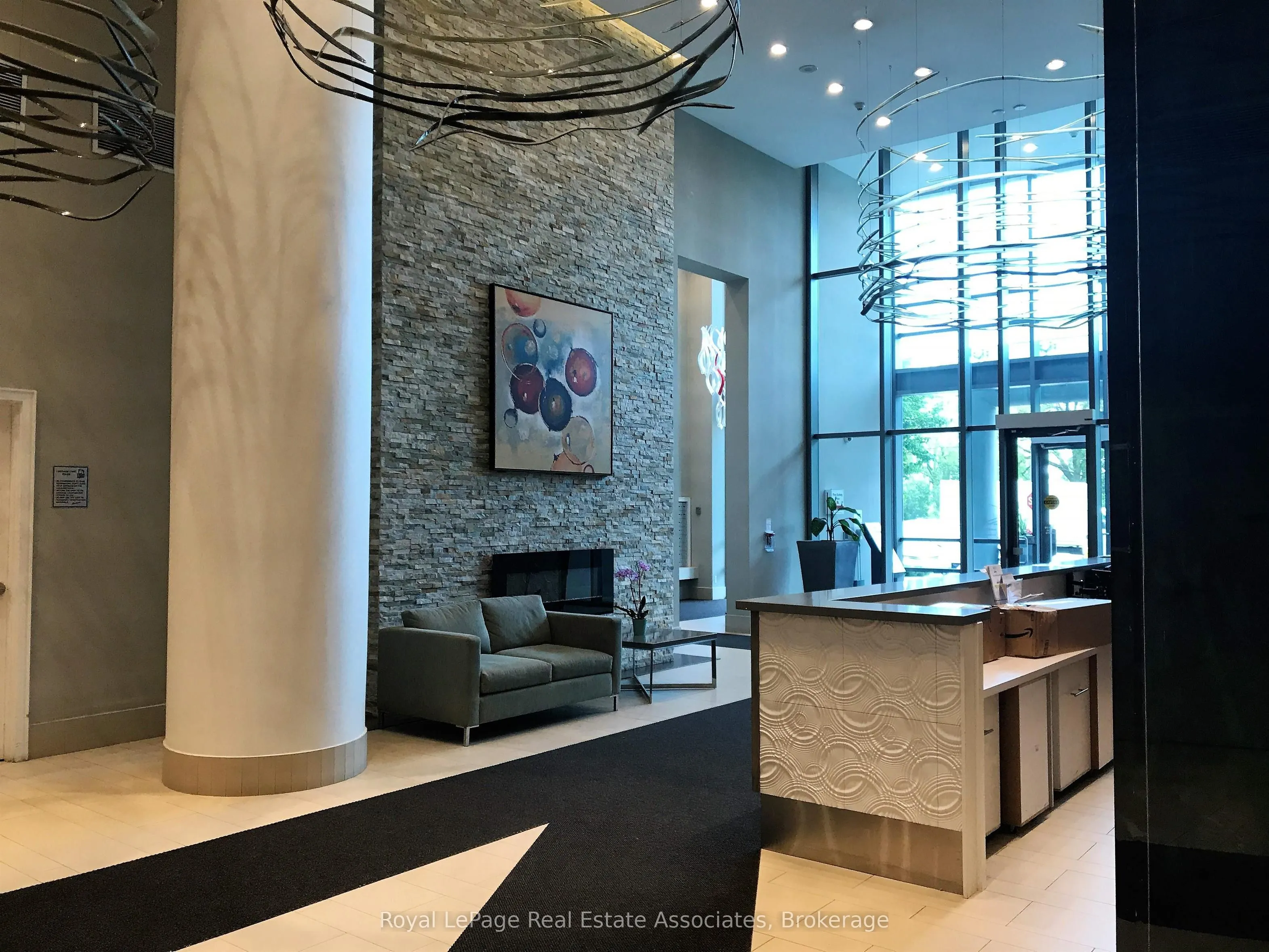 2230 Lake Shore Boulevard W #2408