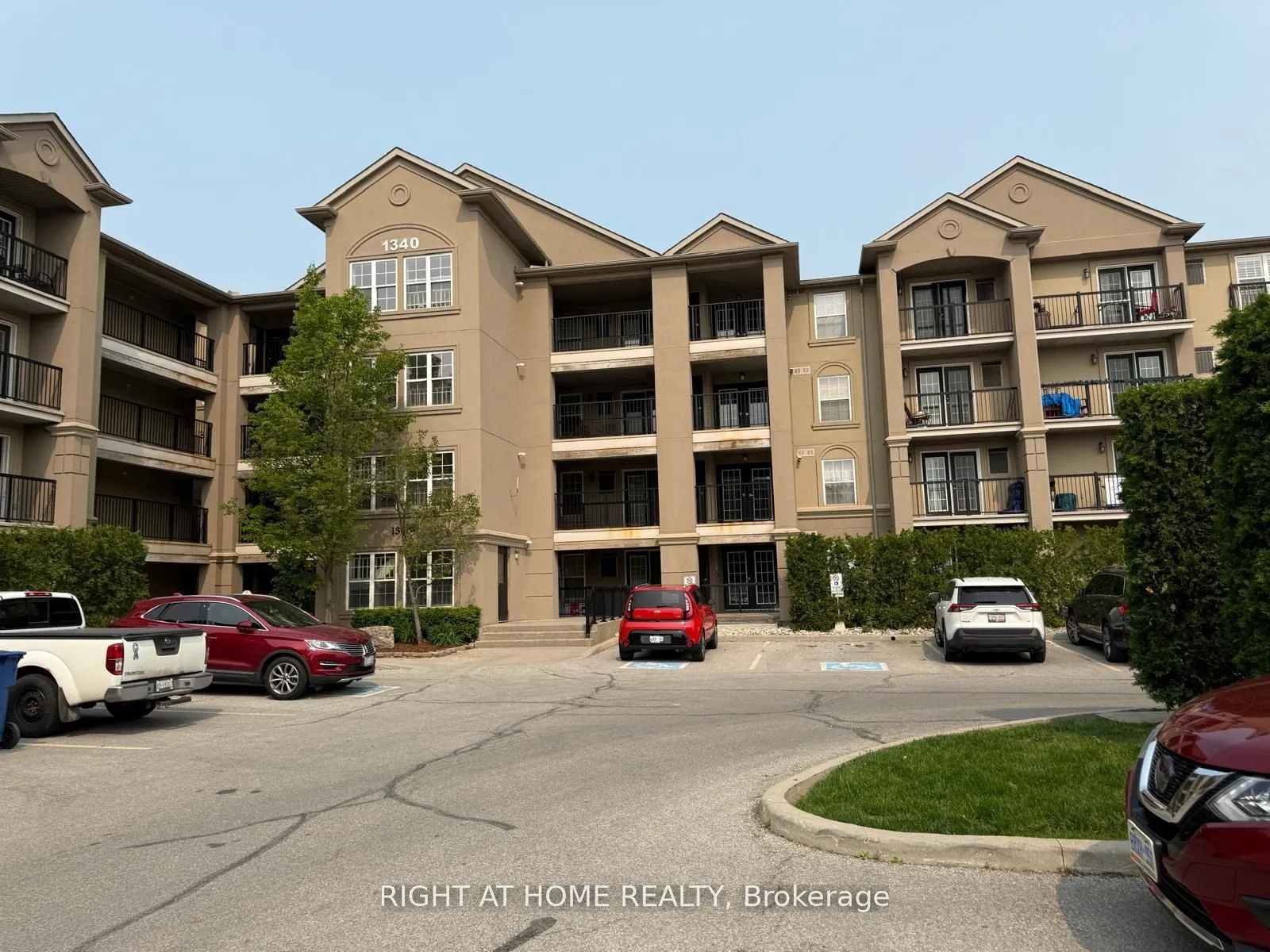 1340 Main Street #206