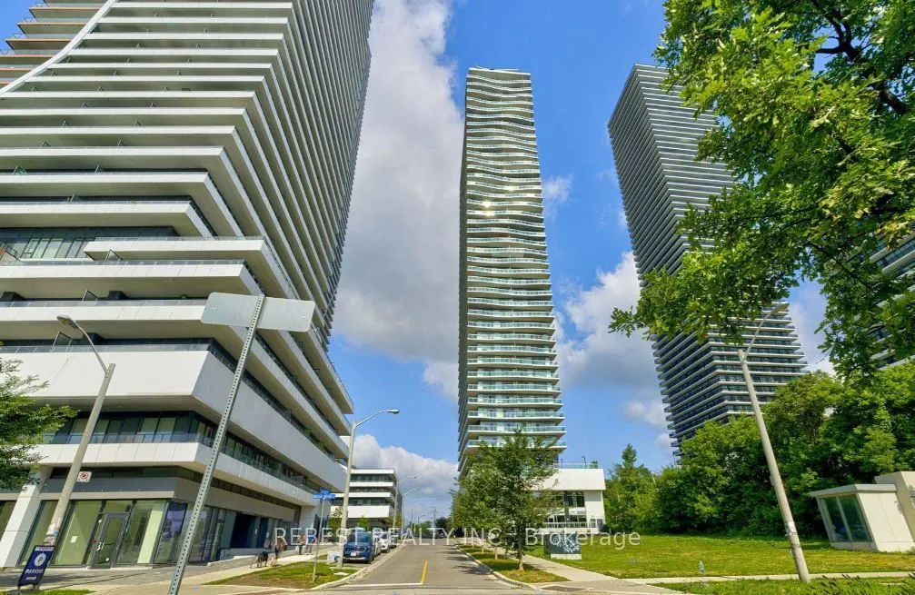 33 Shore Breeze Drive #3302