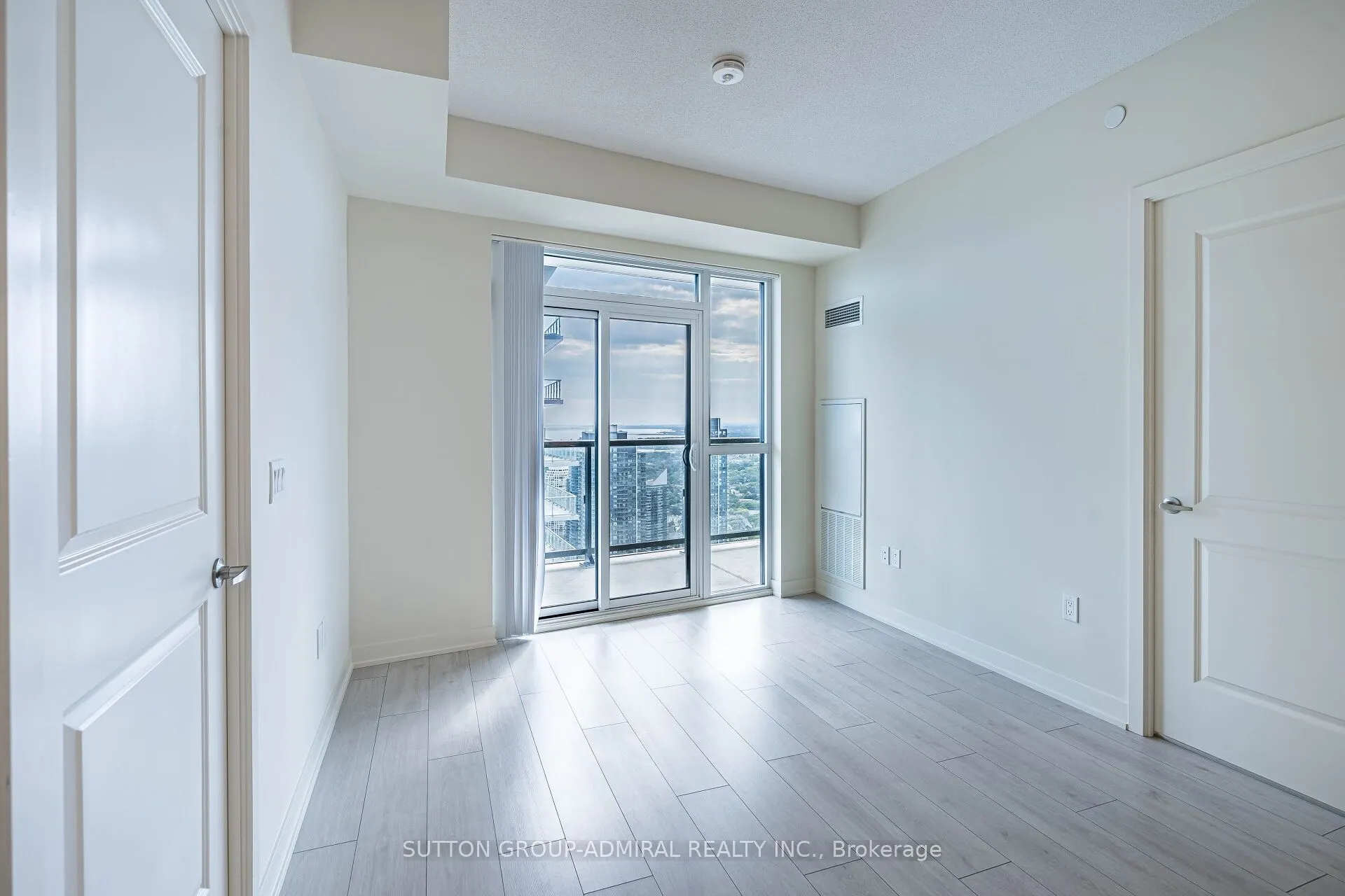 38 Annie Craig Drive #5106