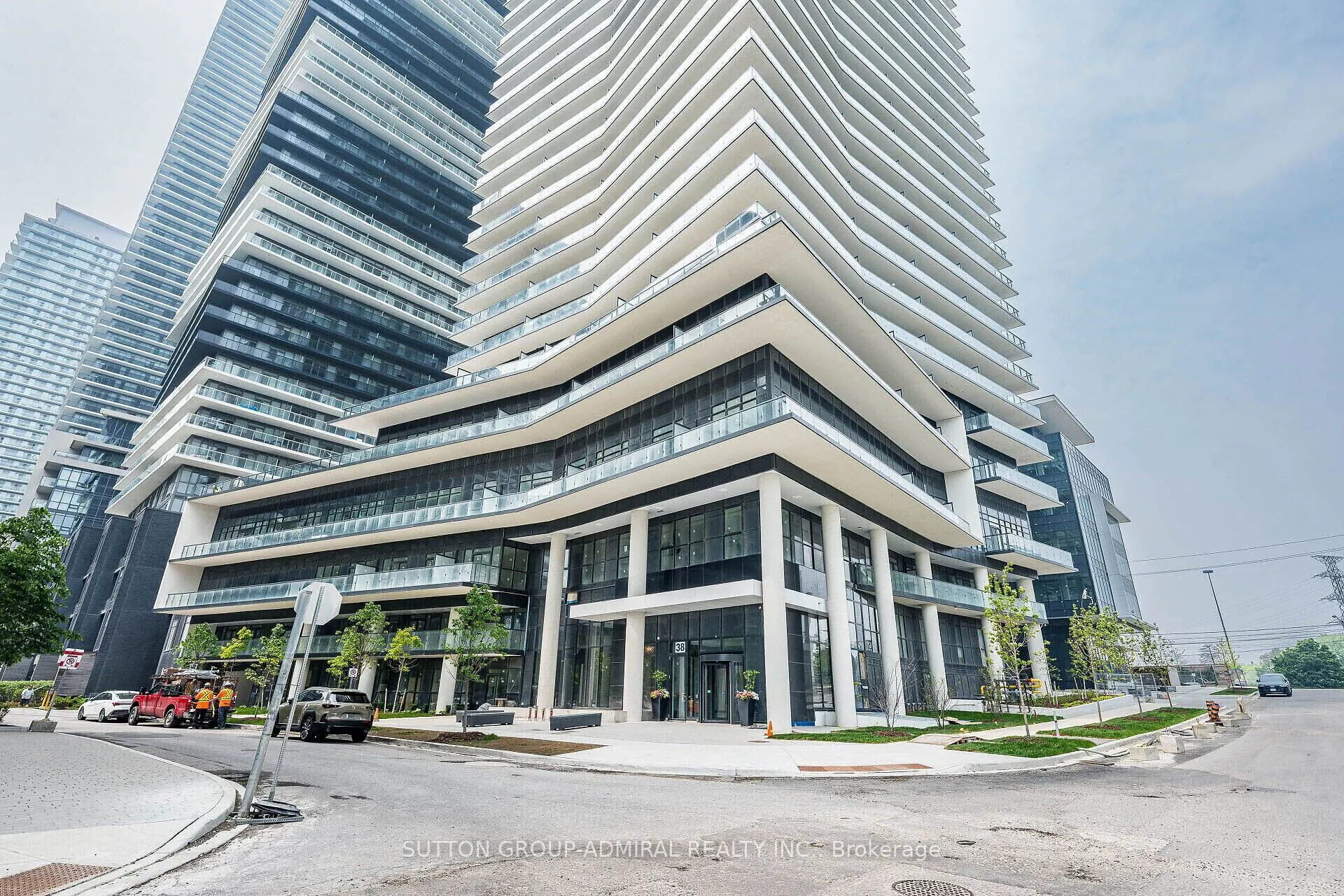 38 Annie Craig Drive #5106