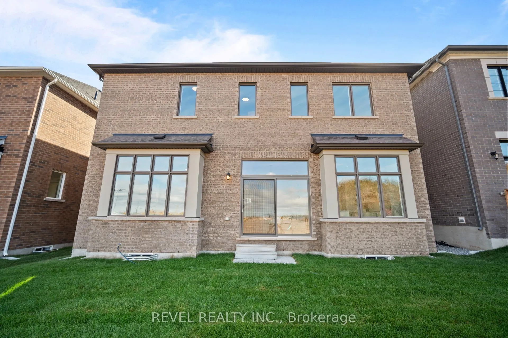 1153 Maverick Way