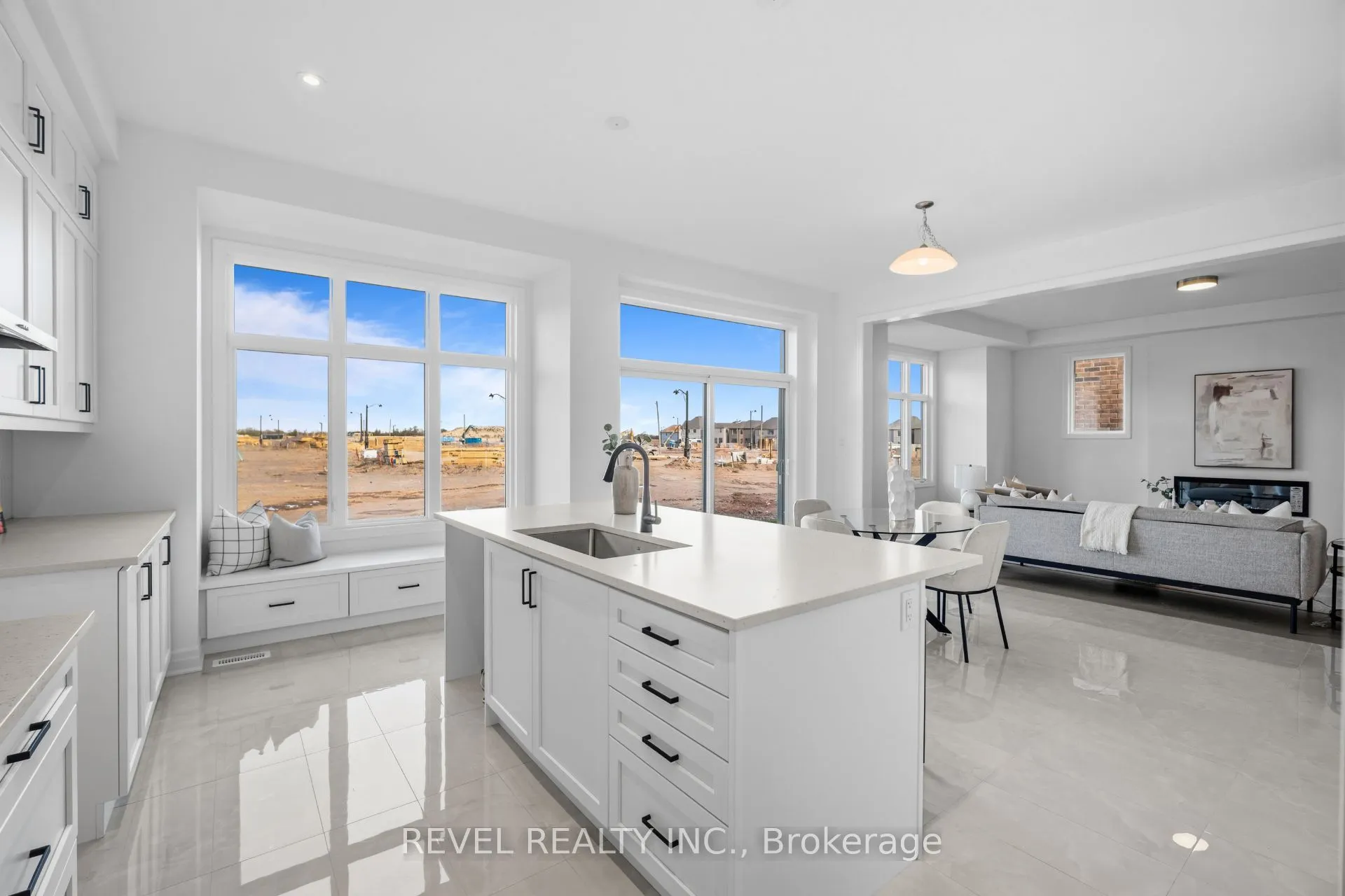 1153 Maverick Way