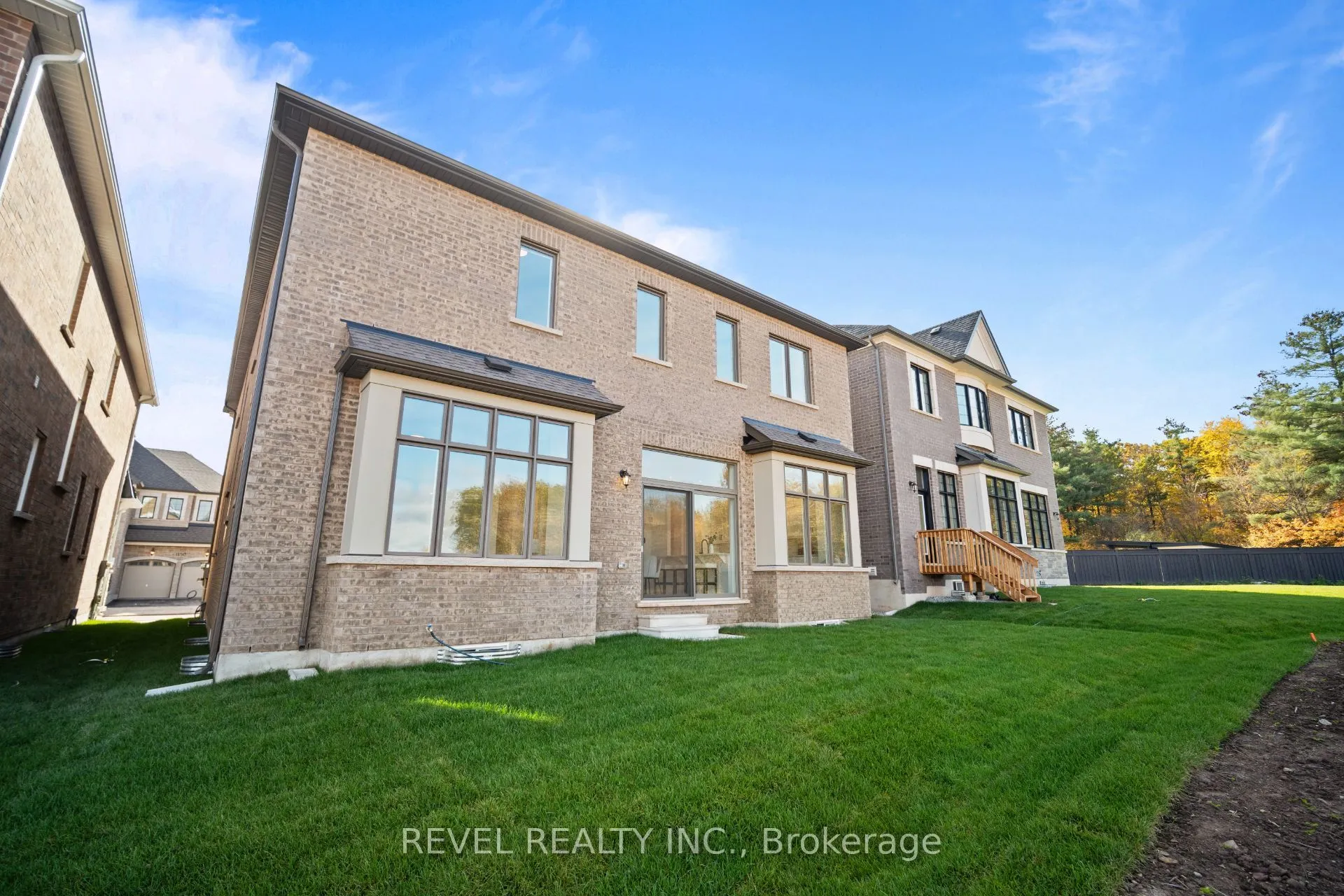 1153 Maverick Way