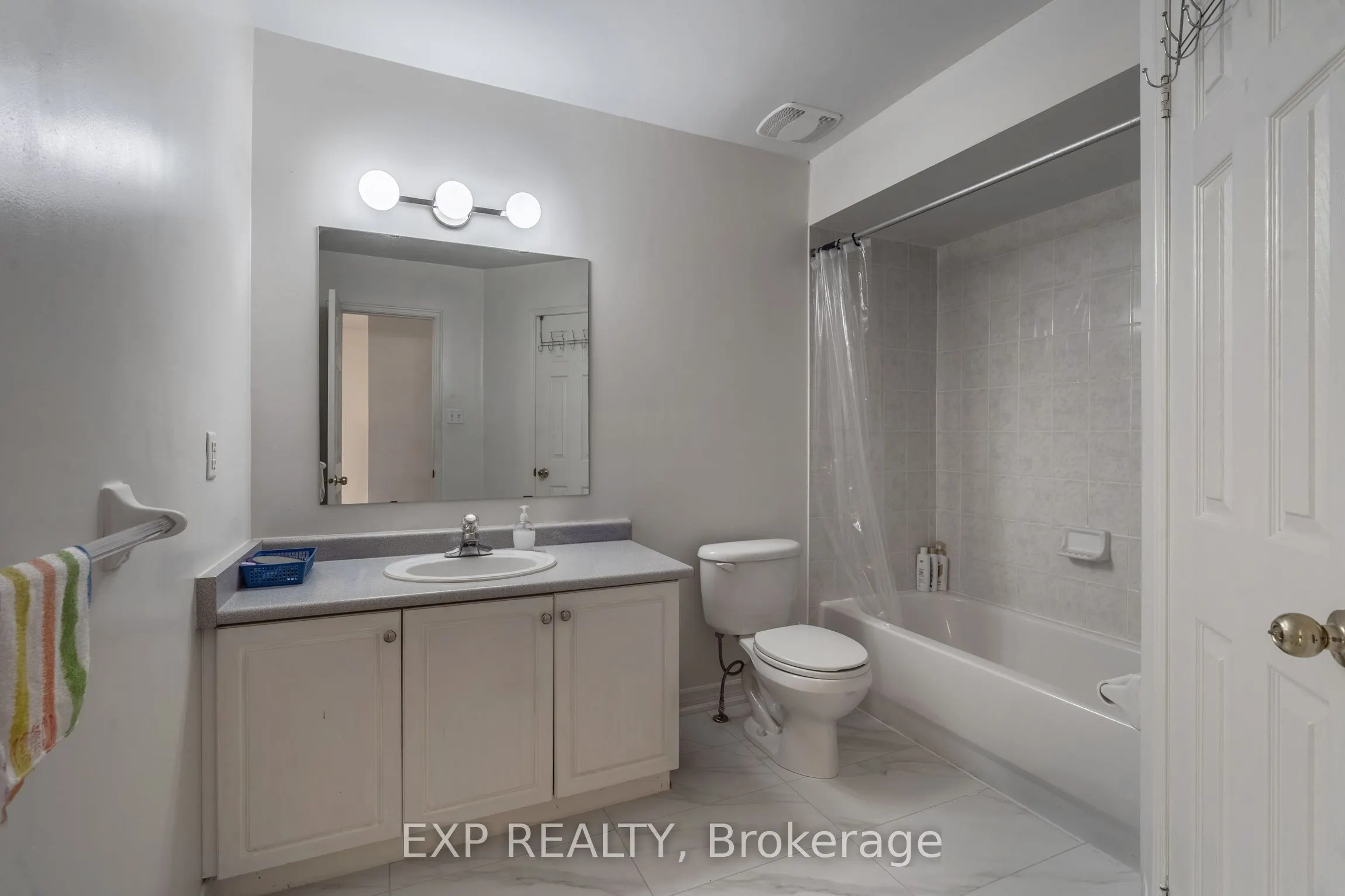 200 Cresthaven Road #37