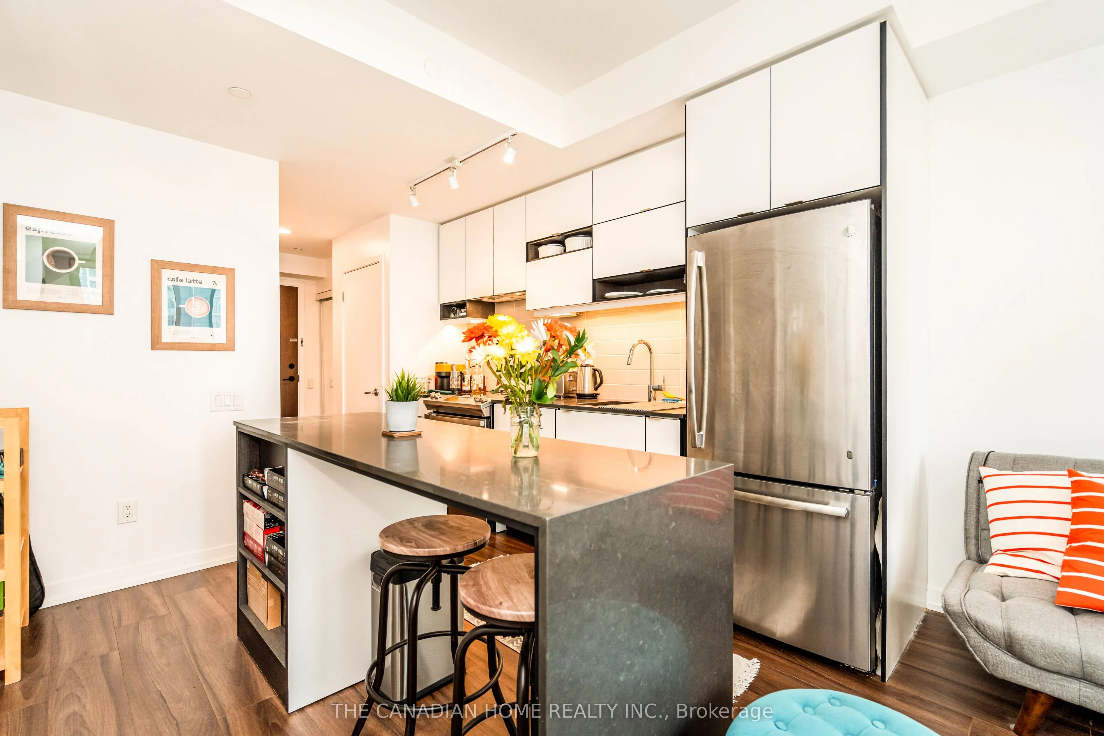 4065 Confederation Parkway #1412