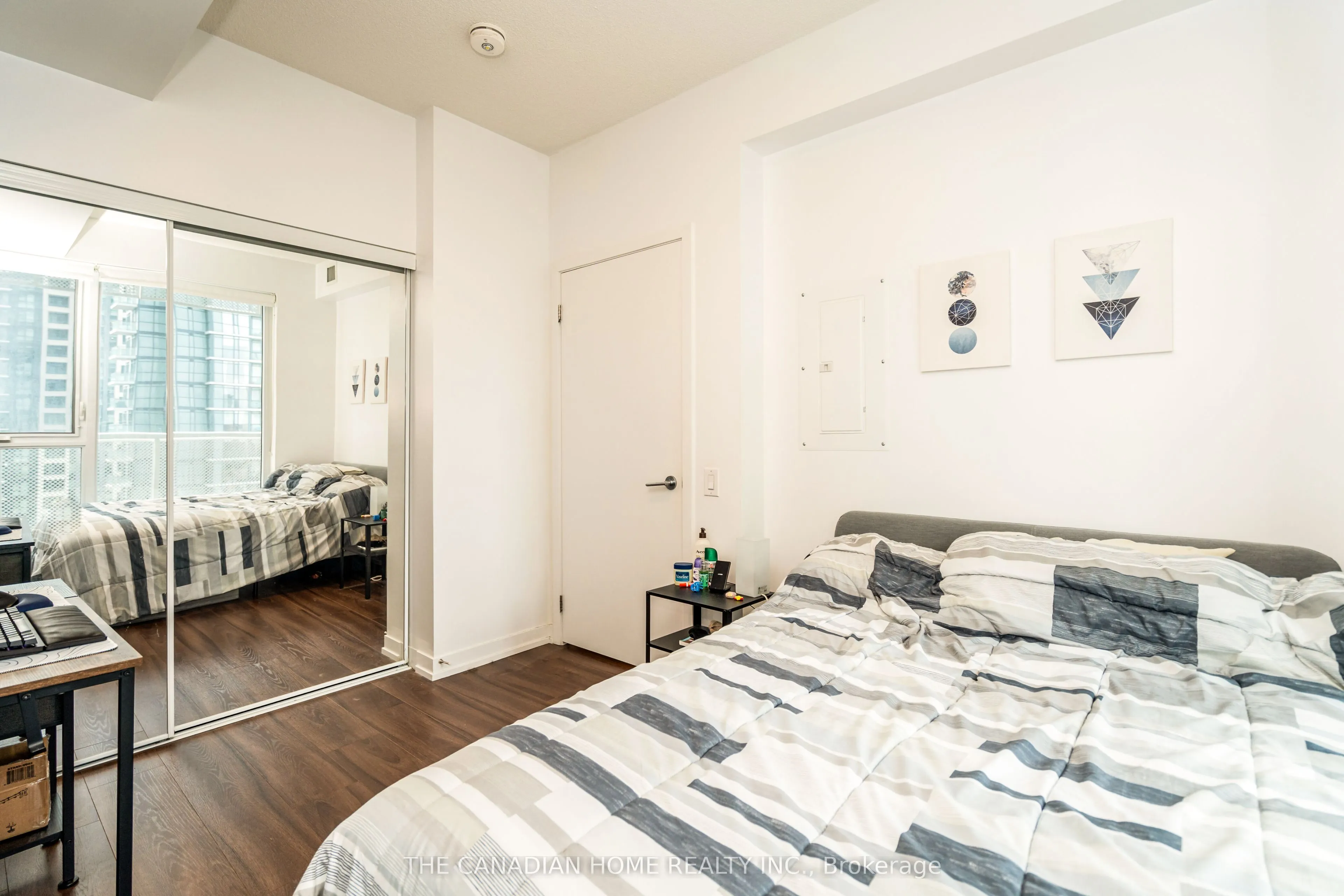 4065 Confederation Parkway #1412