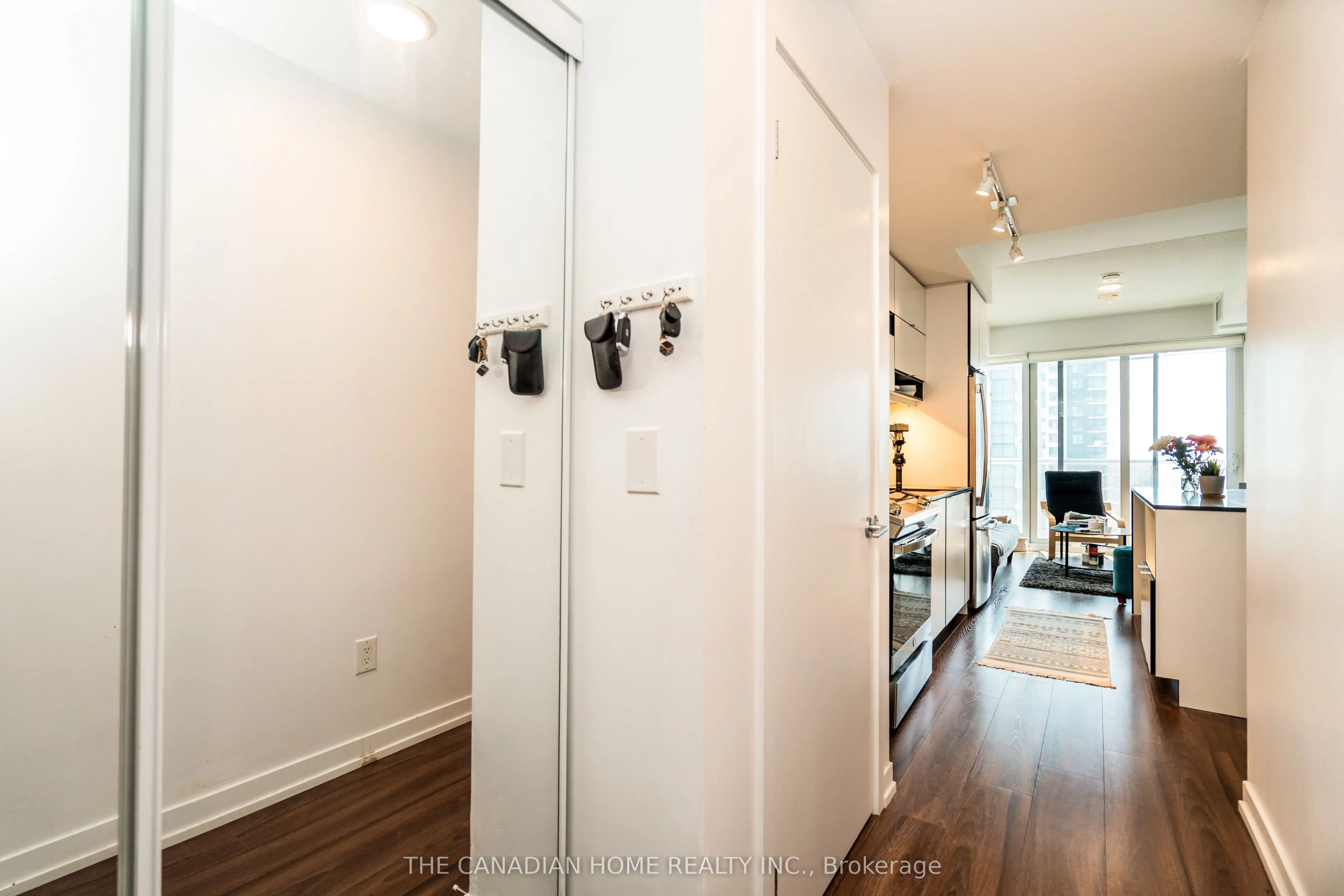 4065 Confederation Parkway #1412