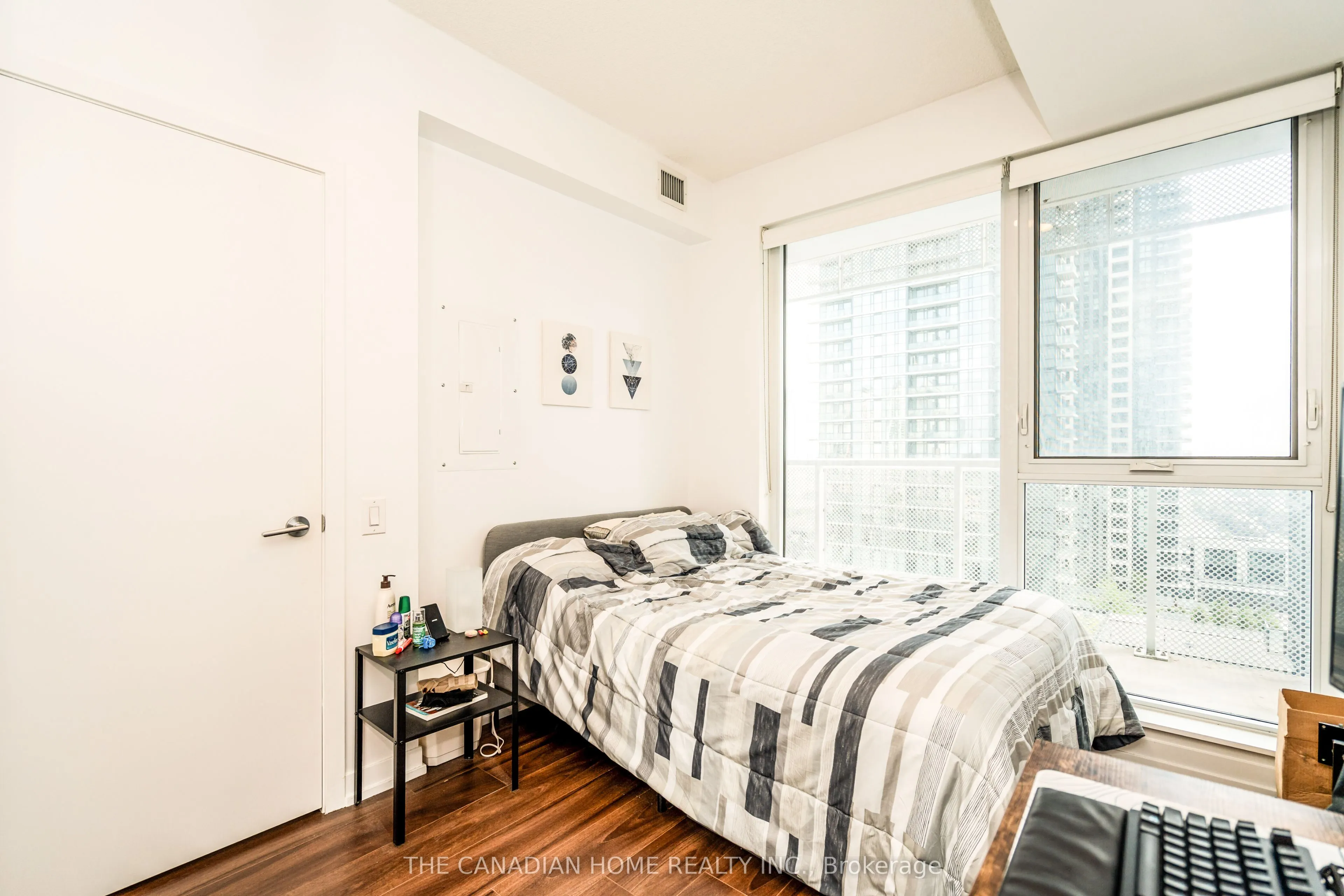 4065 Confederation Parkway #1412