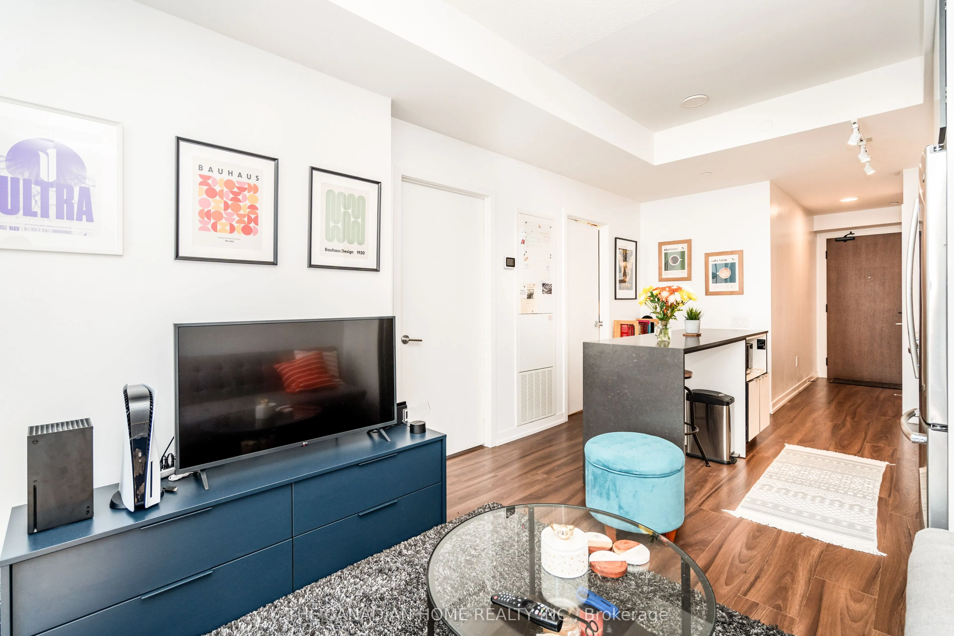 4065 Confederation Parkway #1412