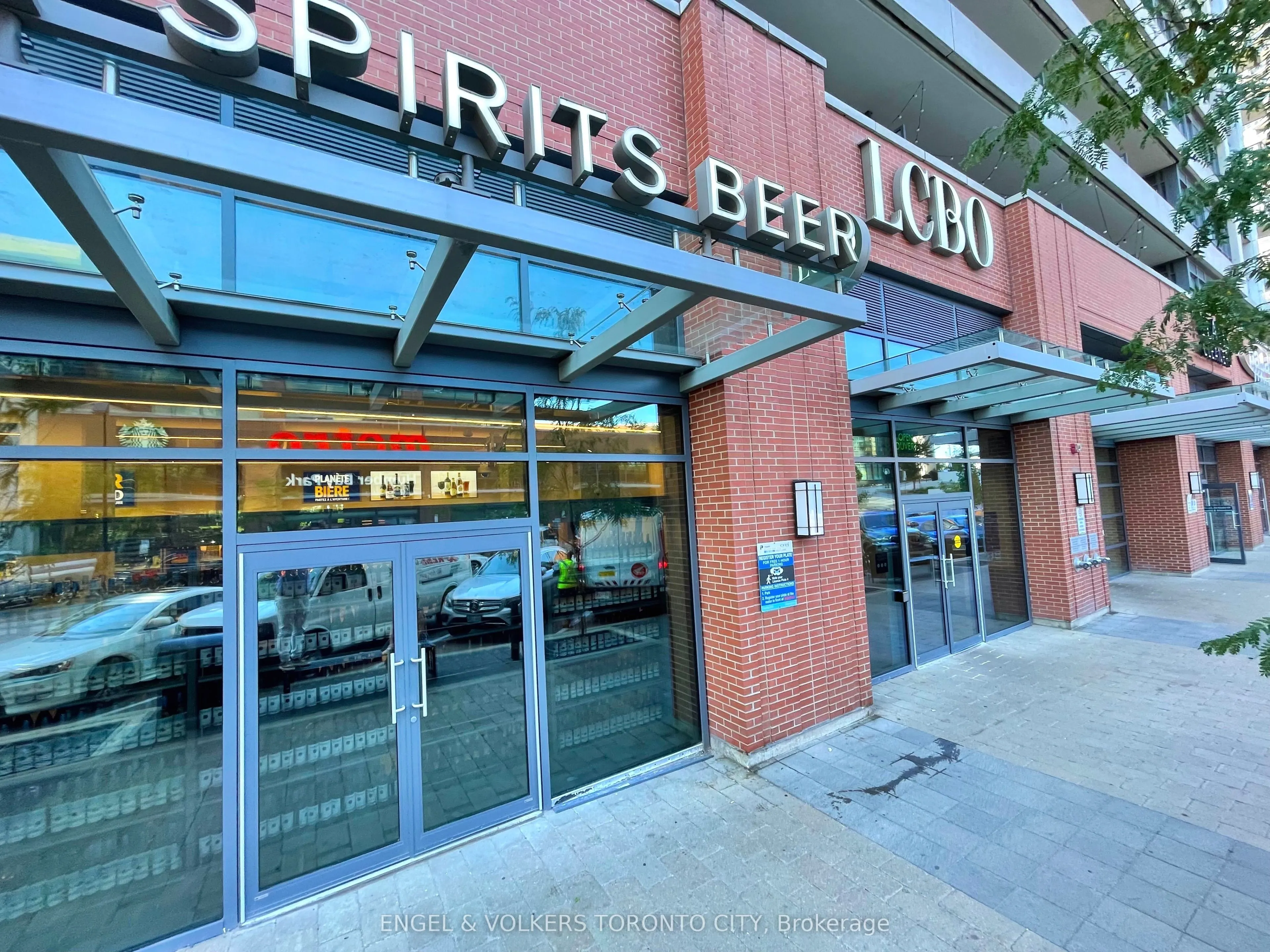 30 Shore Breeze Drive #2118