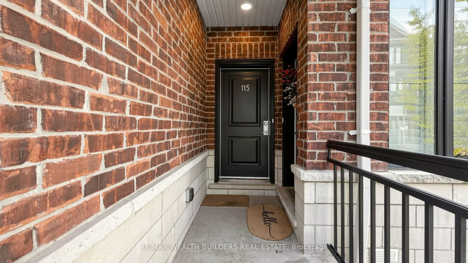 40 Carnation Avenue #115