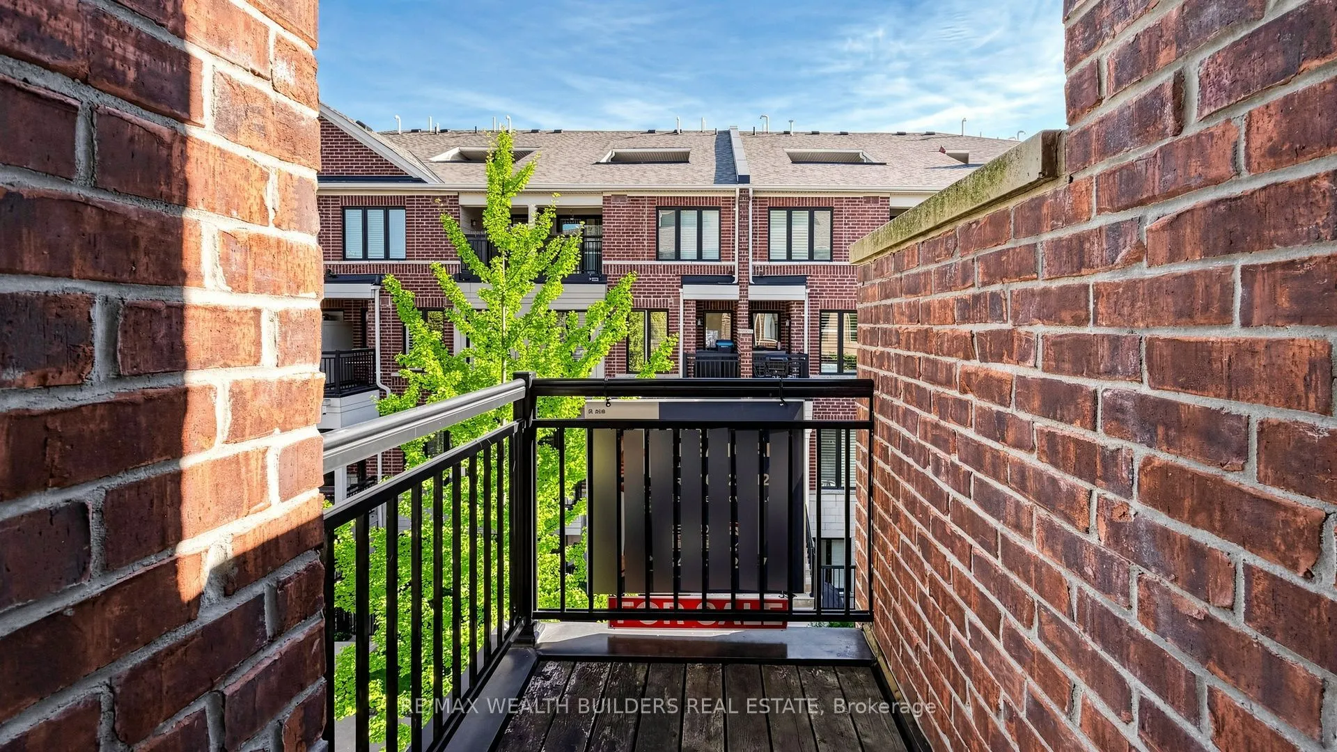 40 Carnation Avenue #115