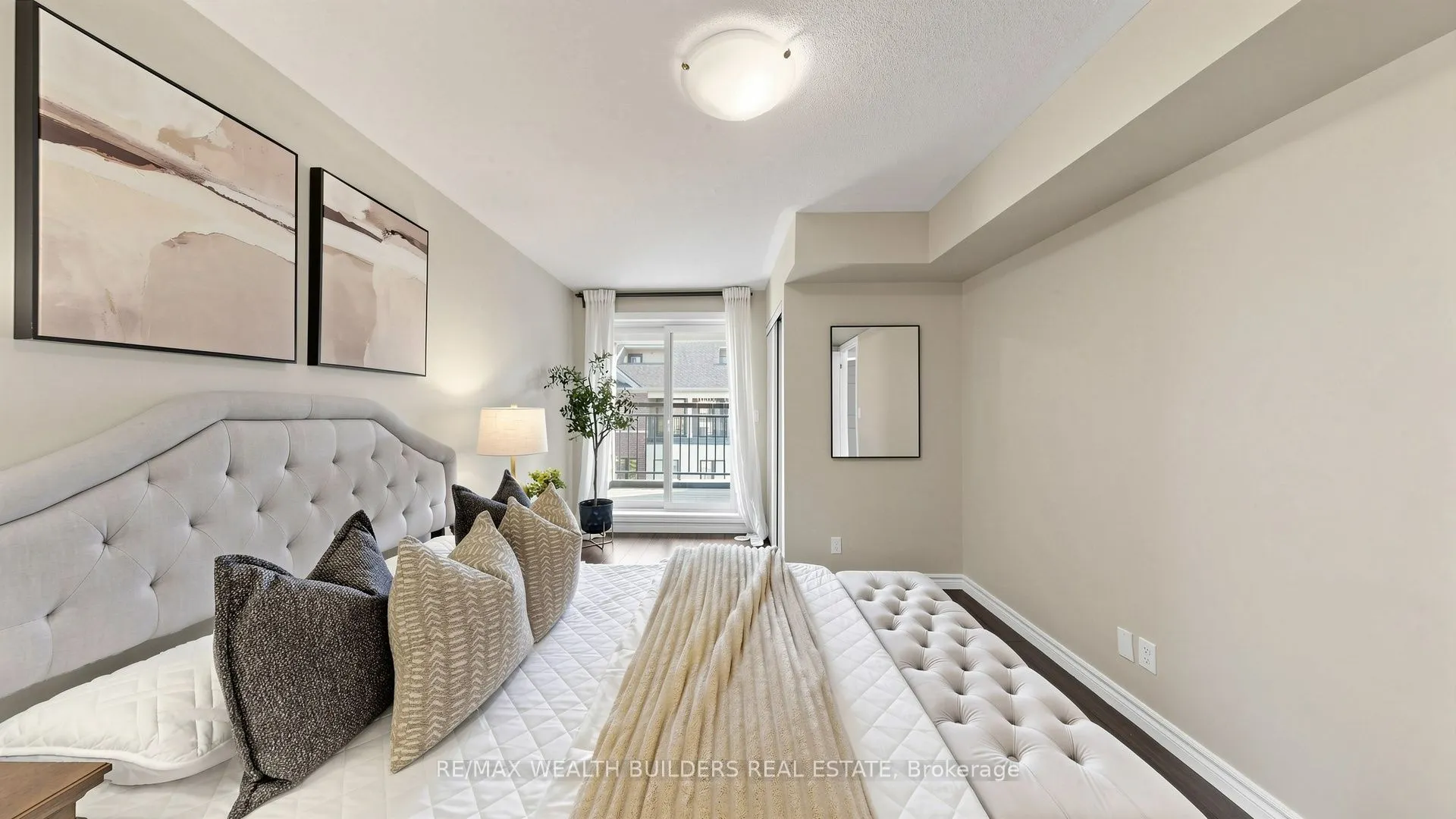 40 Carnation Avenue #115