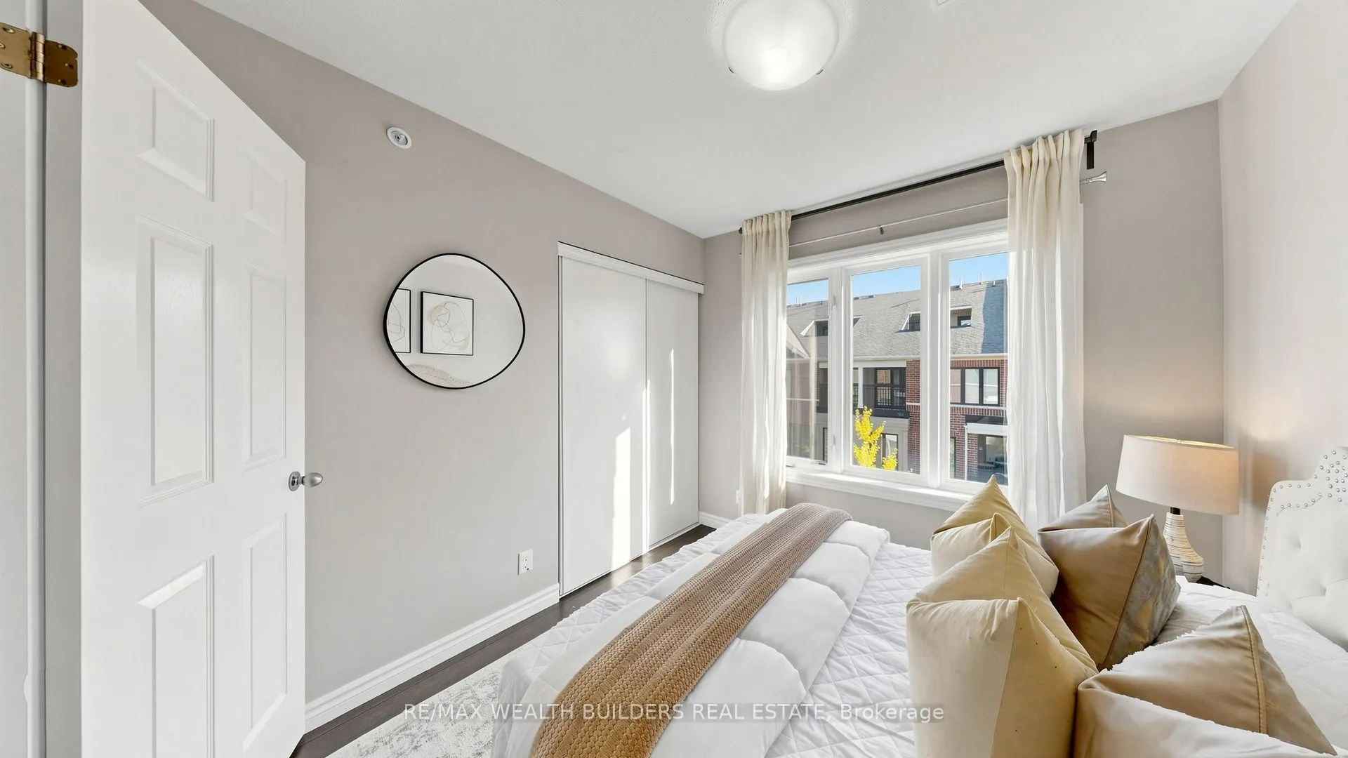 40 Carnation Avenue #115